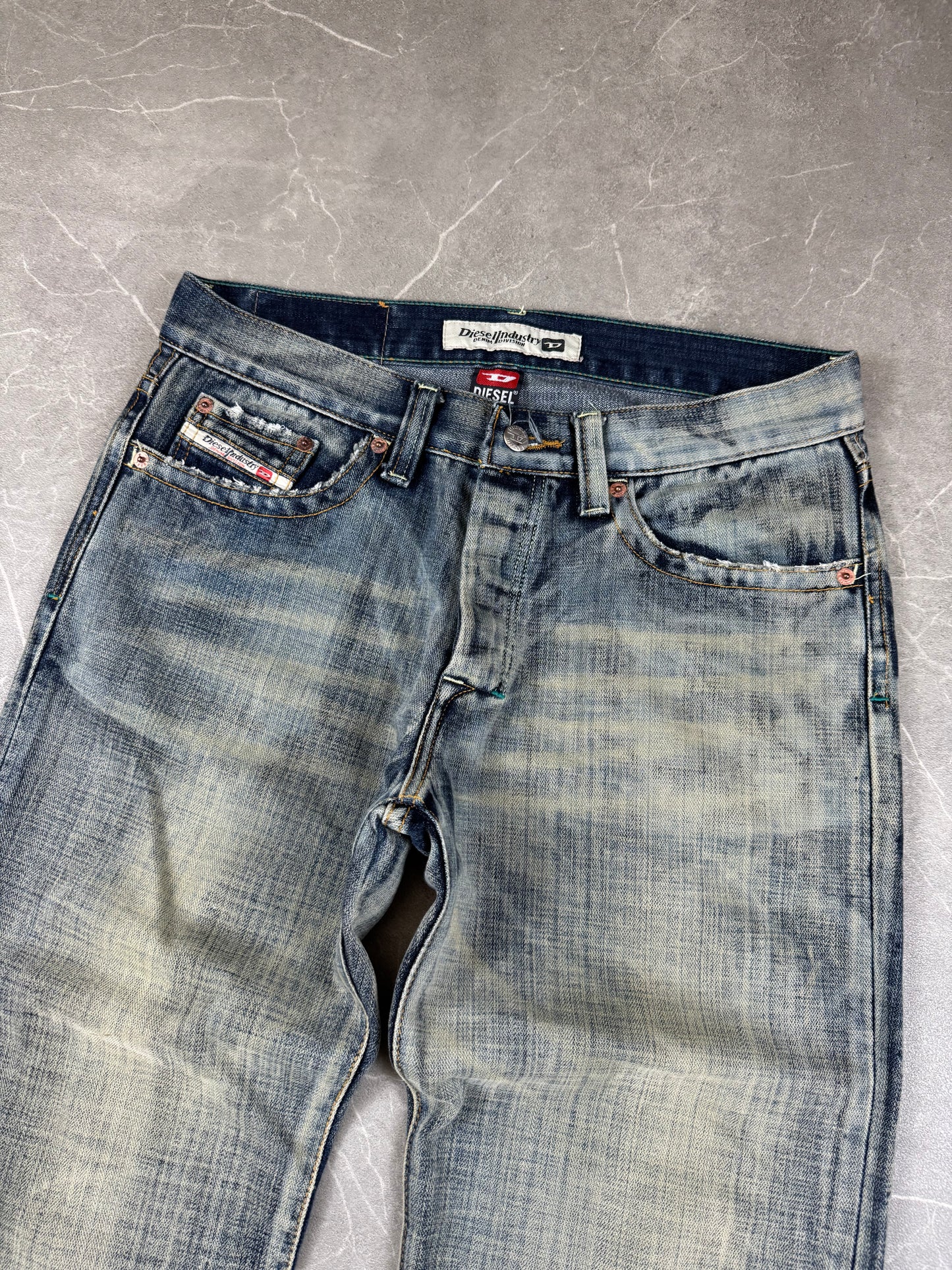 Washed Bootcut Jeans (M)