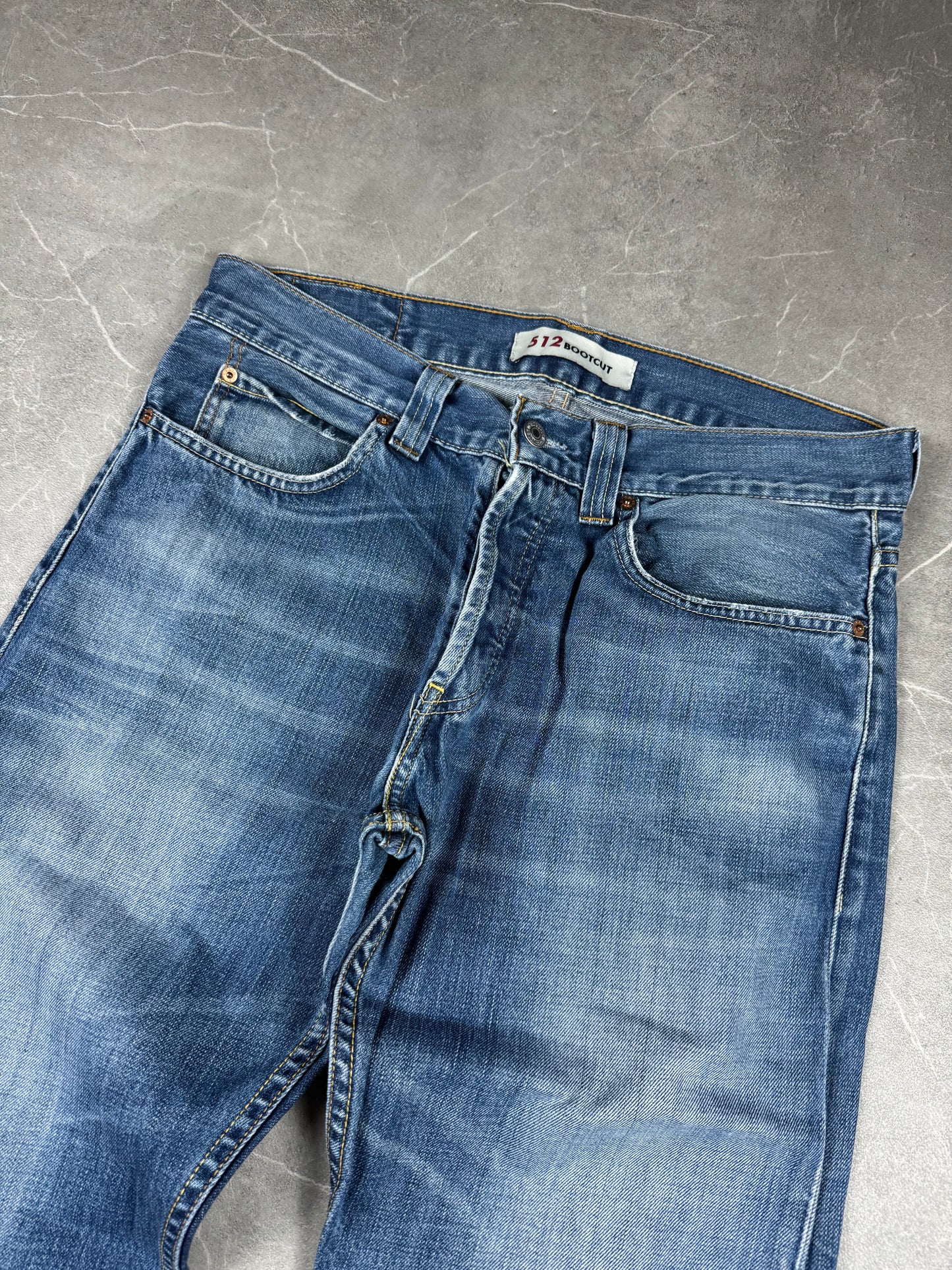 Levi's Bootcut Jeans (M)