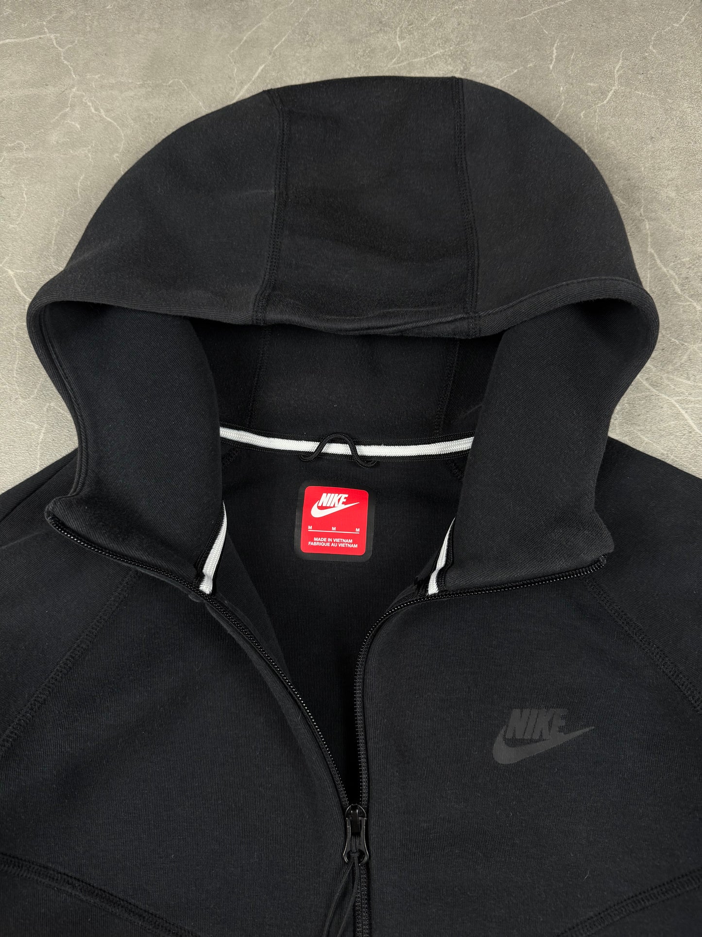 Nike Tech (M)