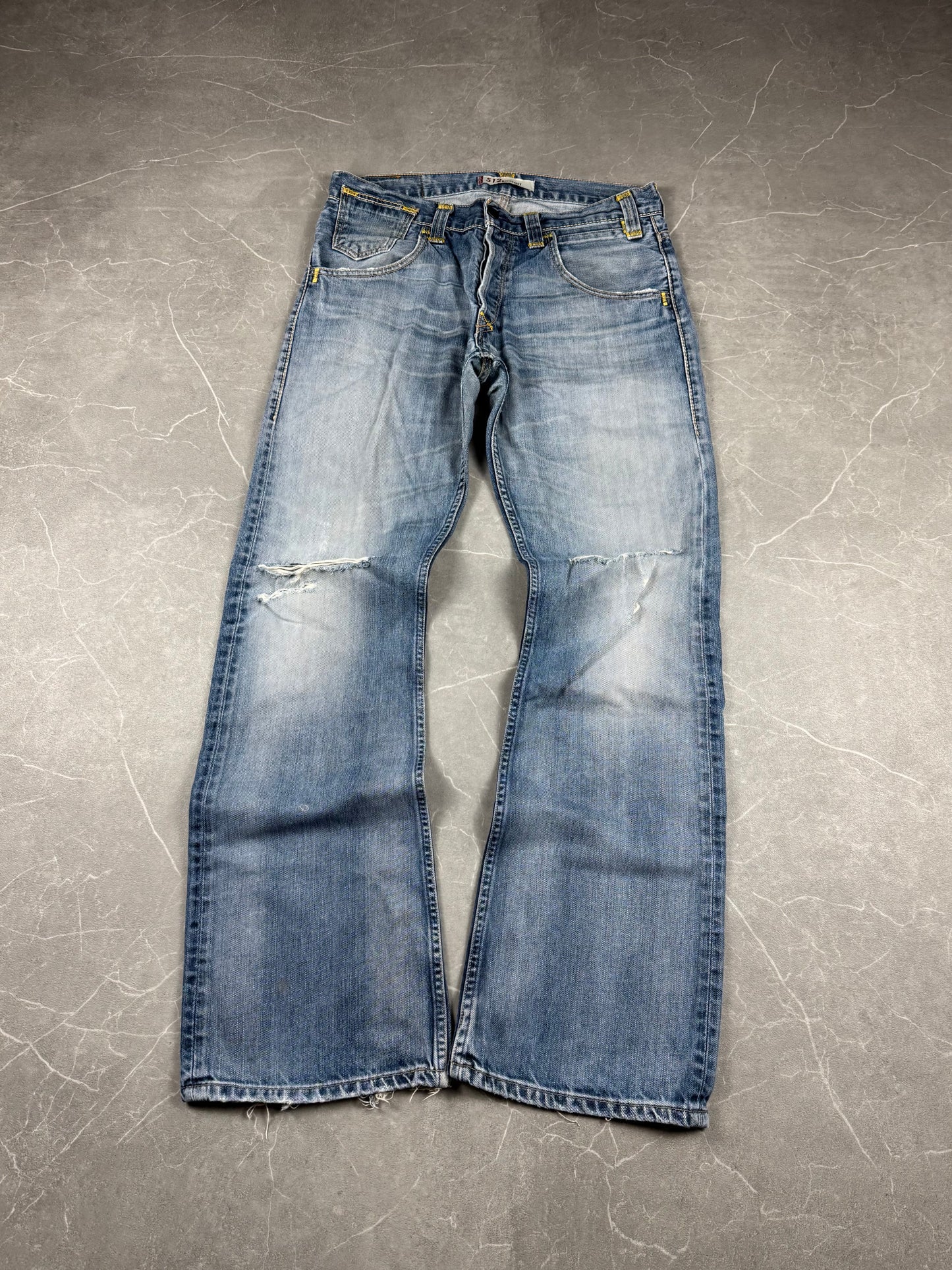 Levi's Bootcut Jeans (M)