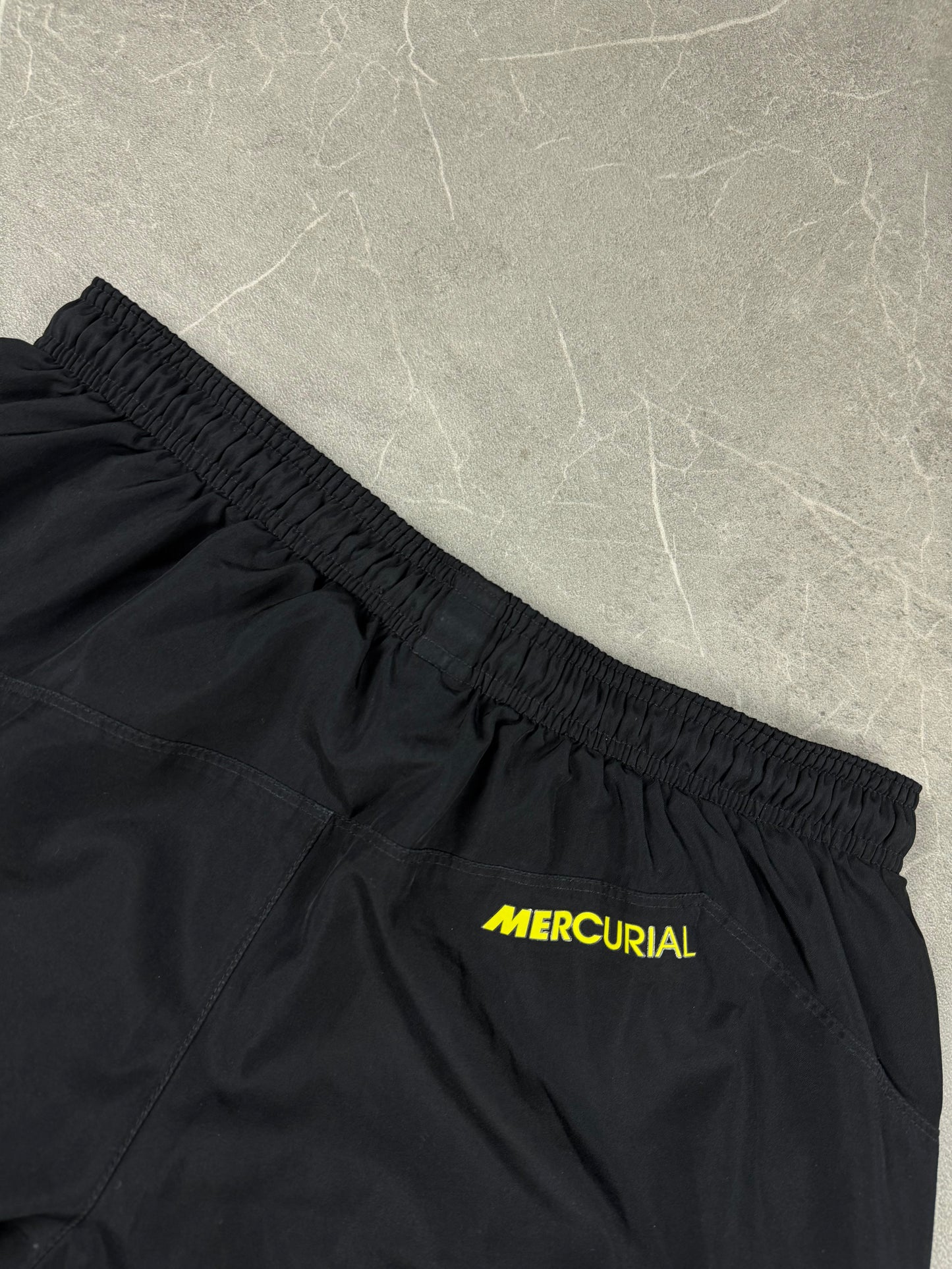 Nike Trackpants (M-L)