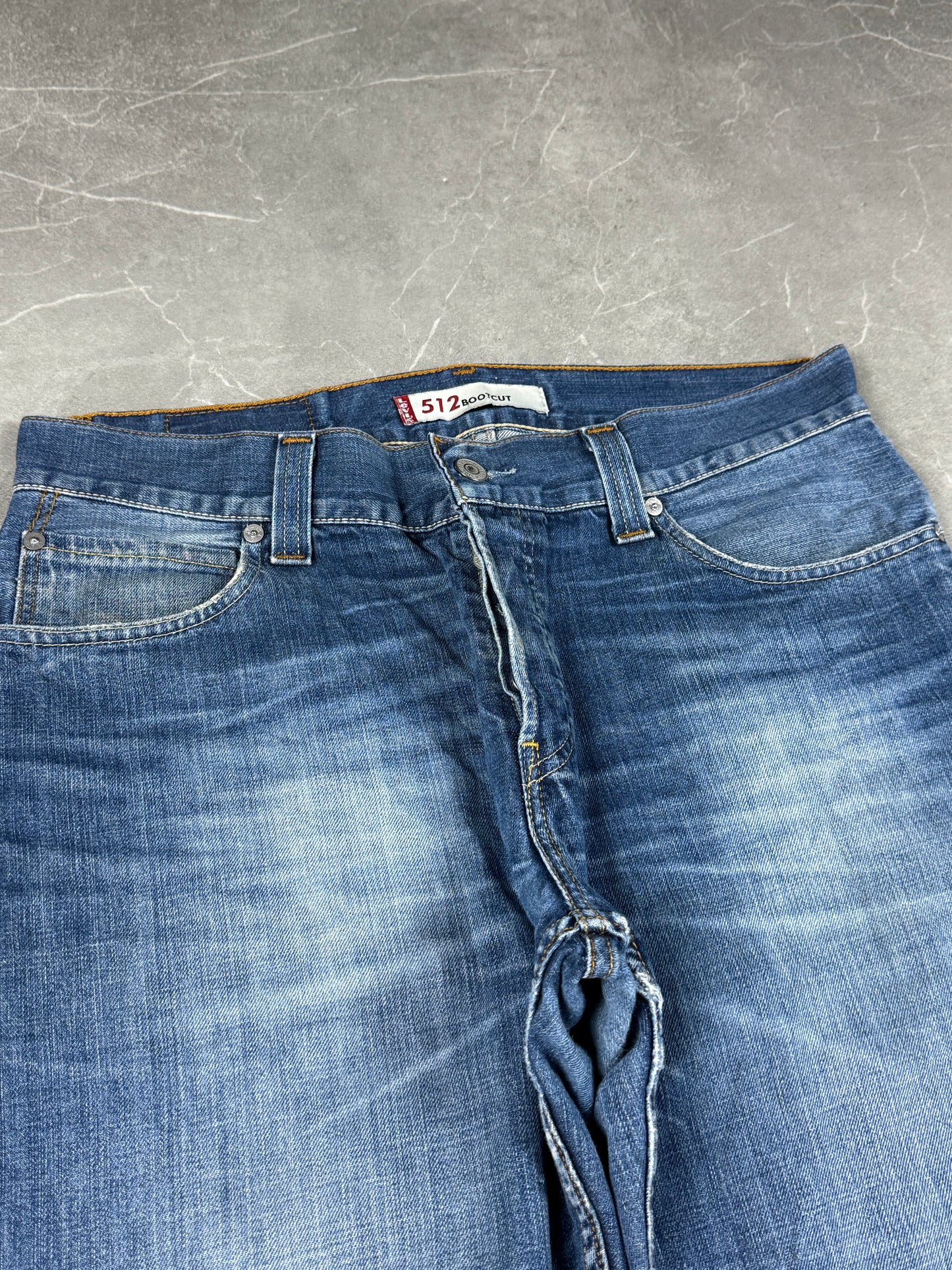 Levis washed Bootcut Jeans (M)