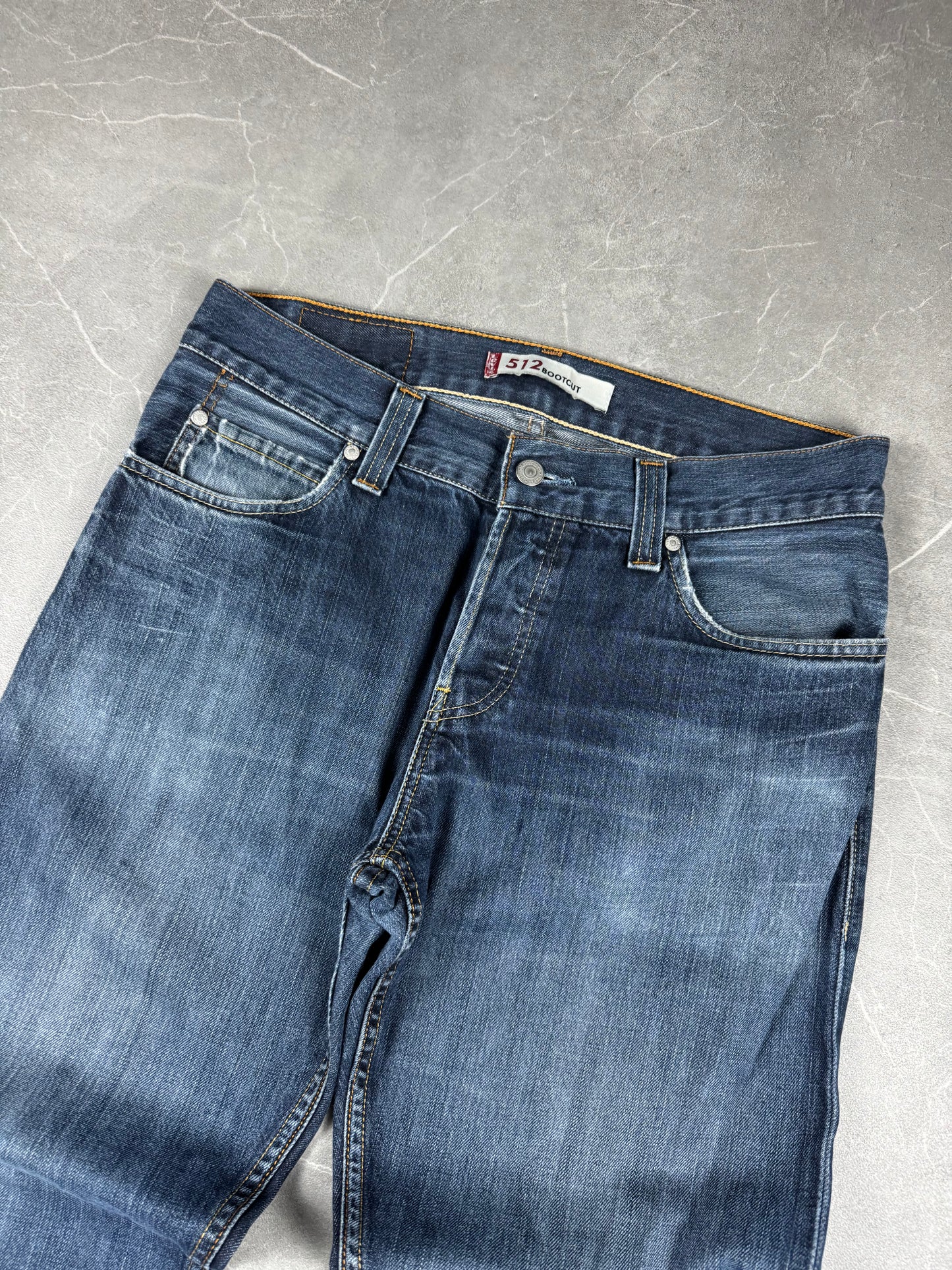 Levi's Bootcut Jeans (M)