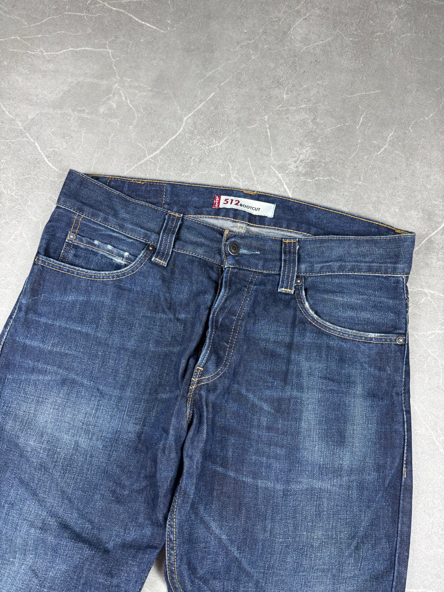 Levi's Bootcut Jeans (M)