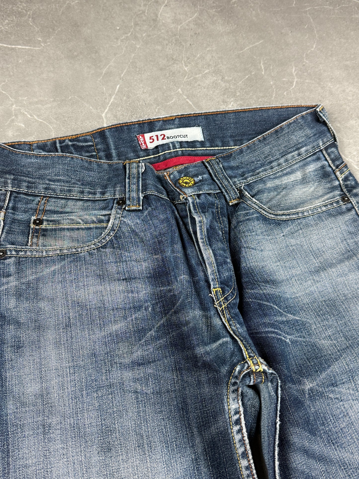Levis washed Bootcut Jeans (M)