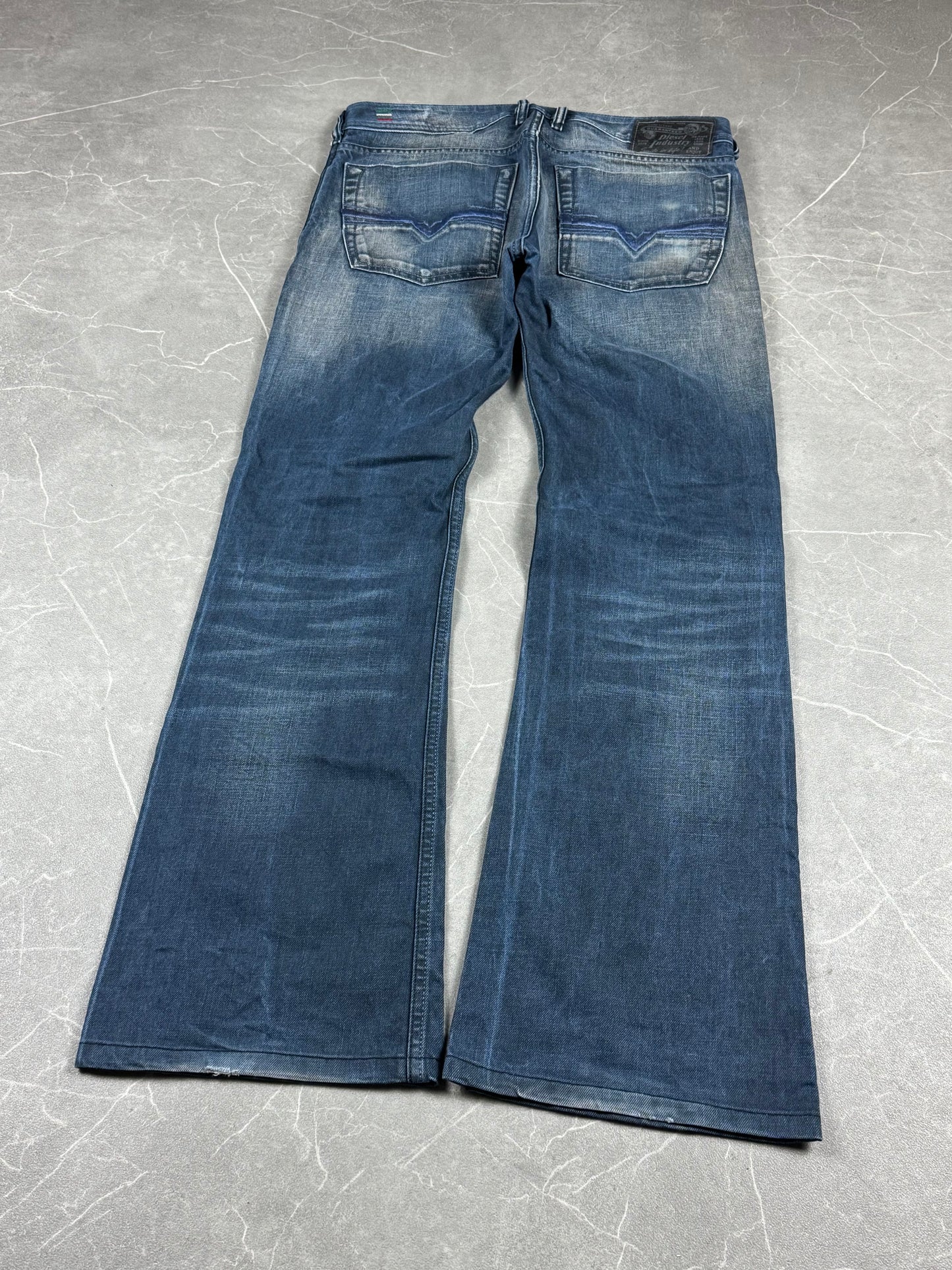 Diesel Bootcut Jeans (S-M)