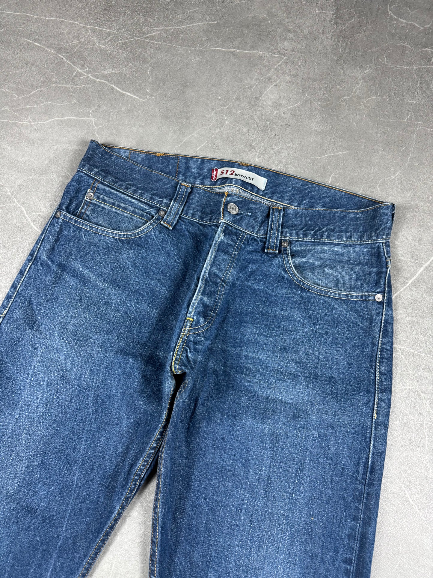 Levi's Bootcut Jeans (M)
