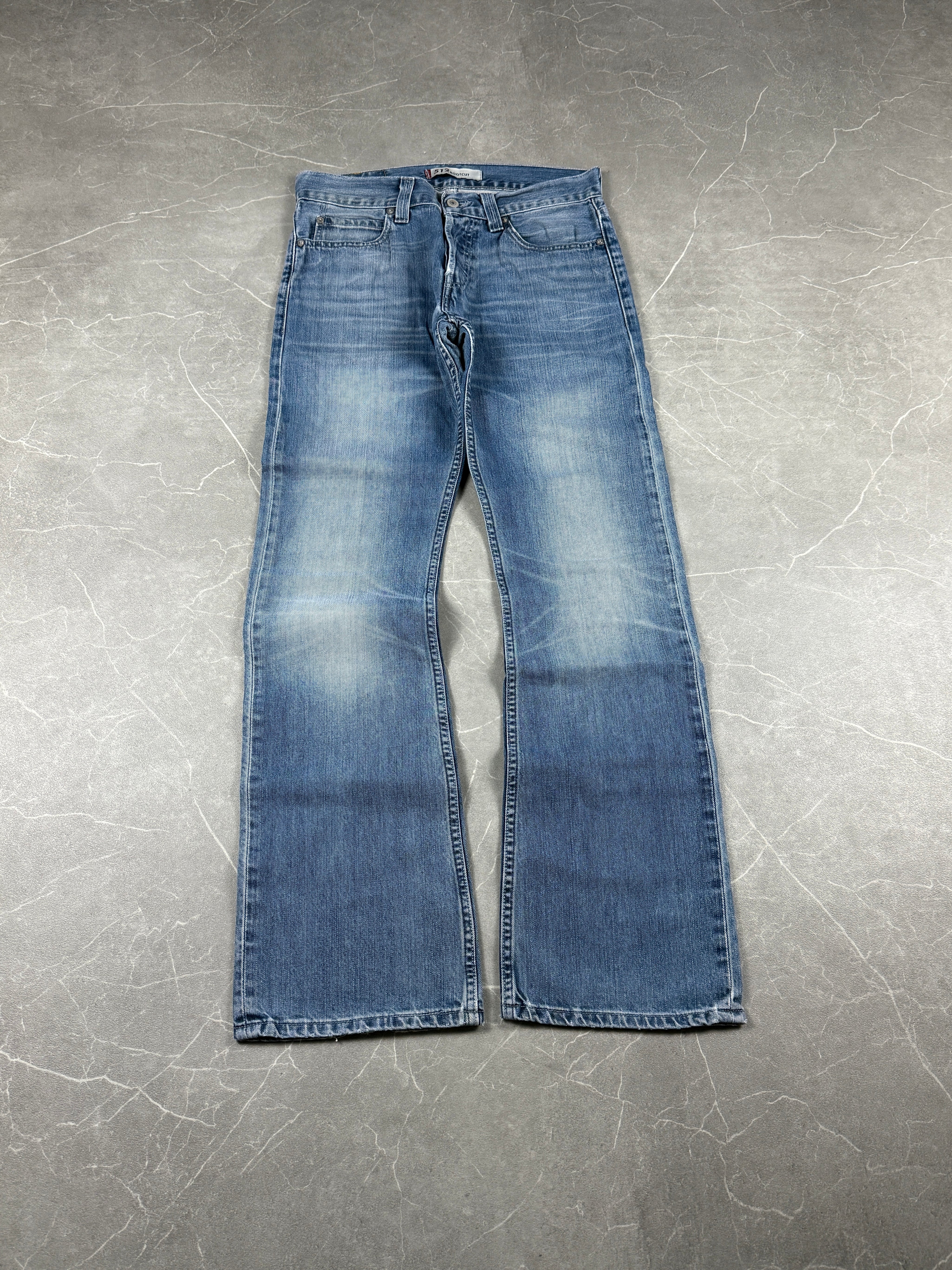 Levis Bootcut Jeans (M)