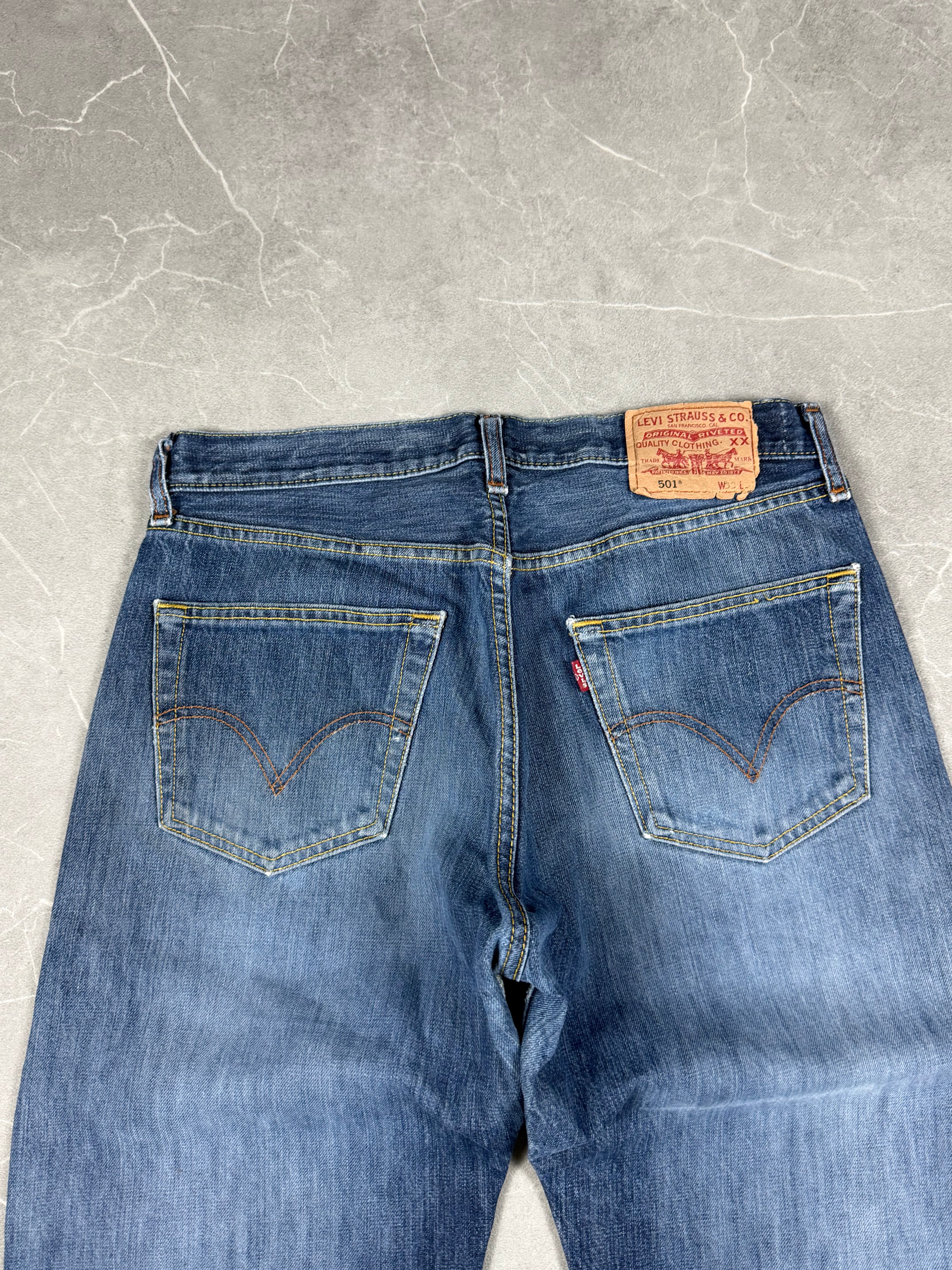Vintage Levi's 501 Jeans (M-L)