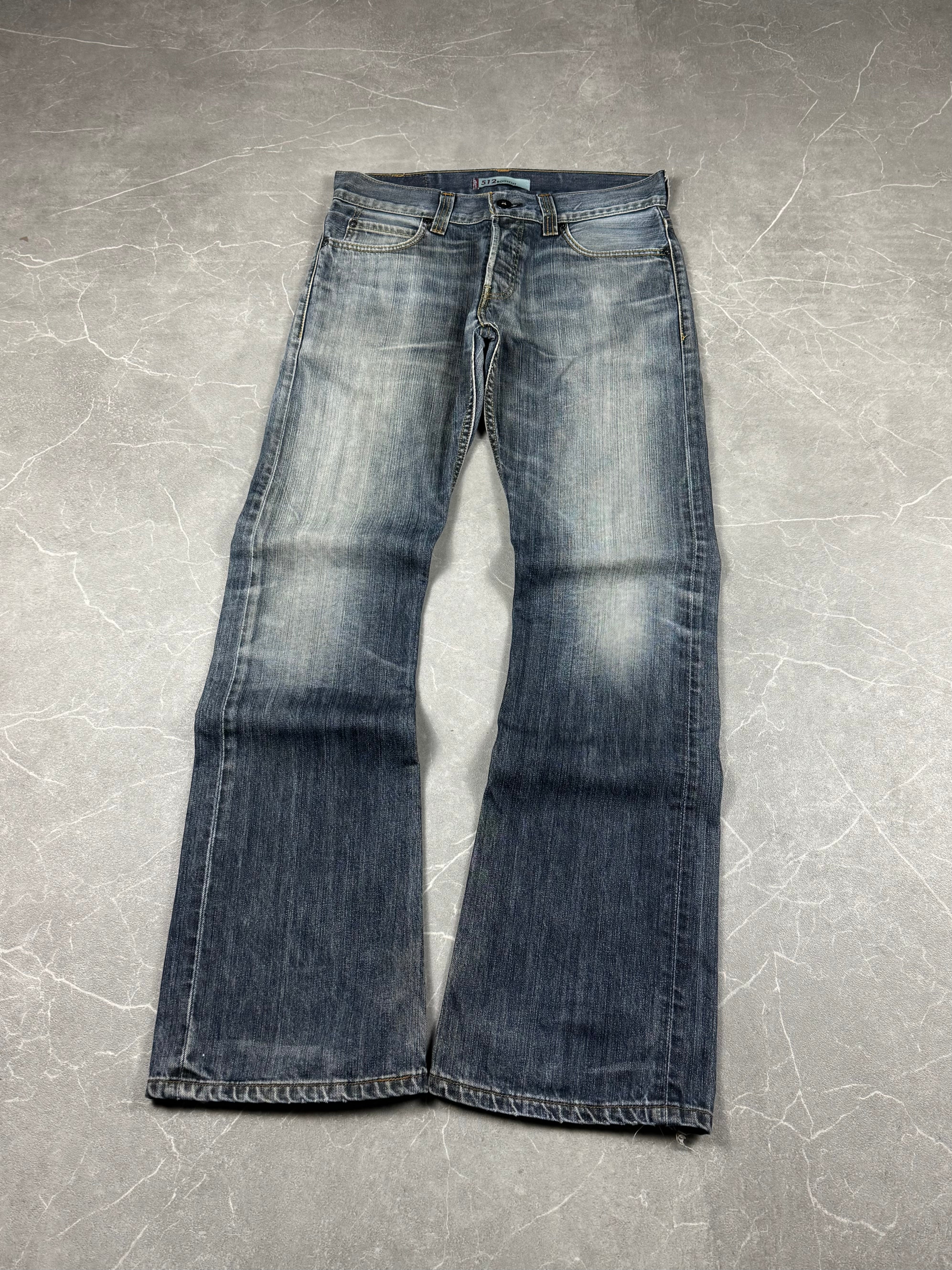 Levi's Bootcut Jeans (M)