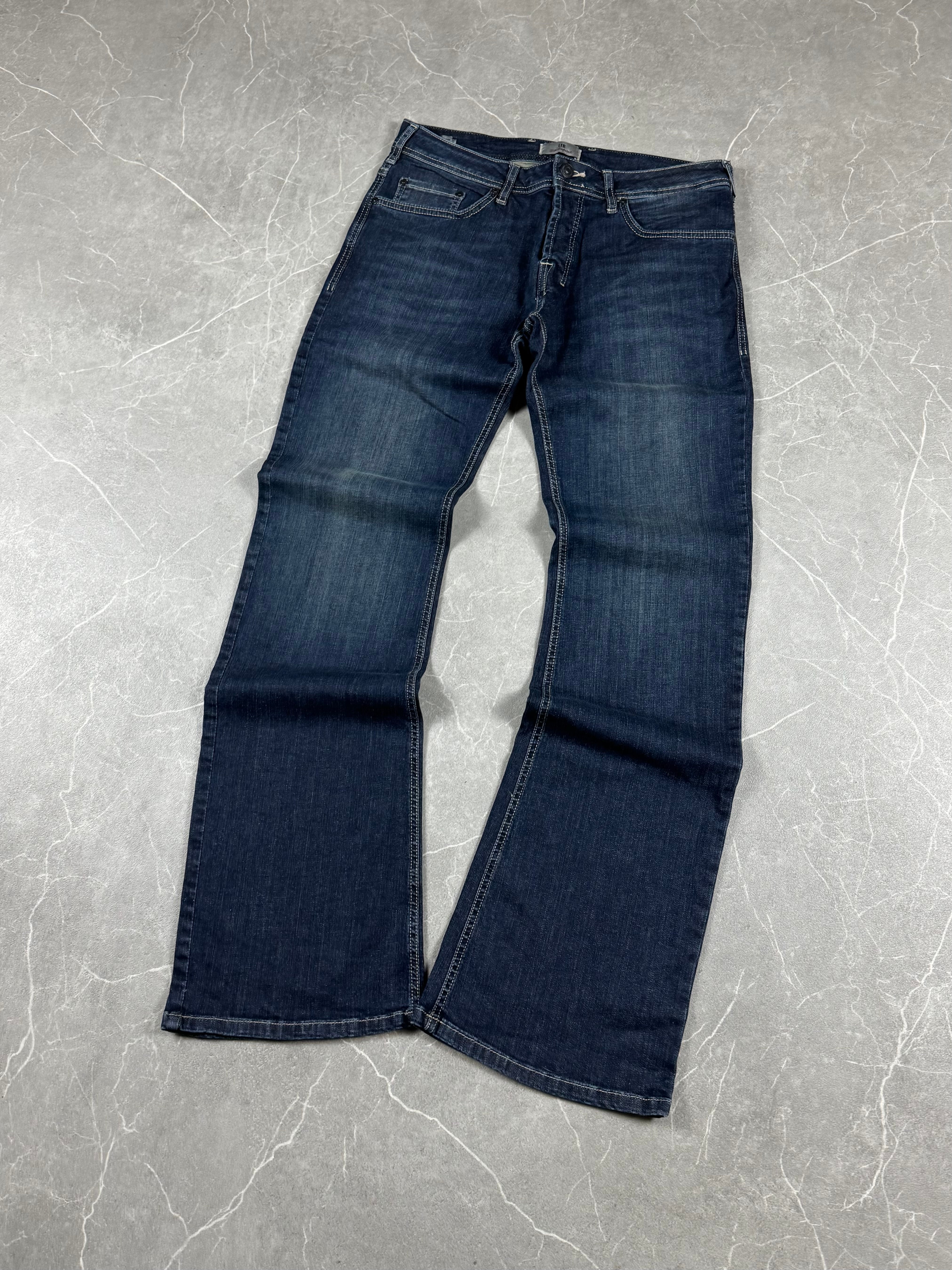 Vintage Bootcut Jeans (S-M)