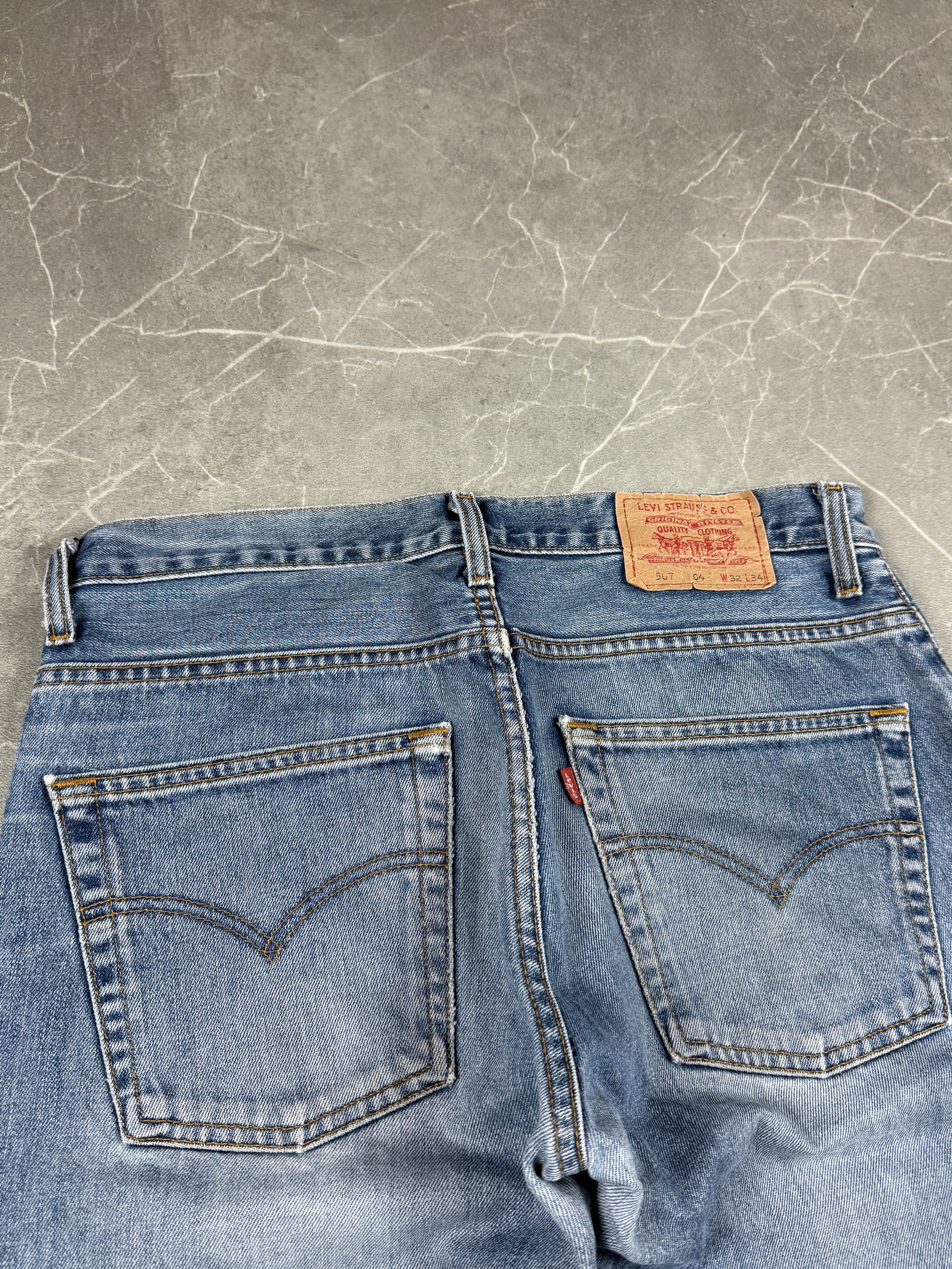 Levis Bootcut Jeans (M)
