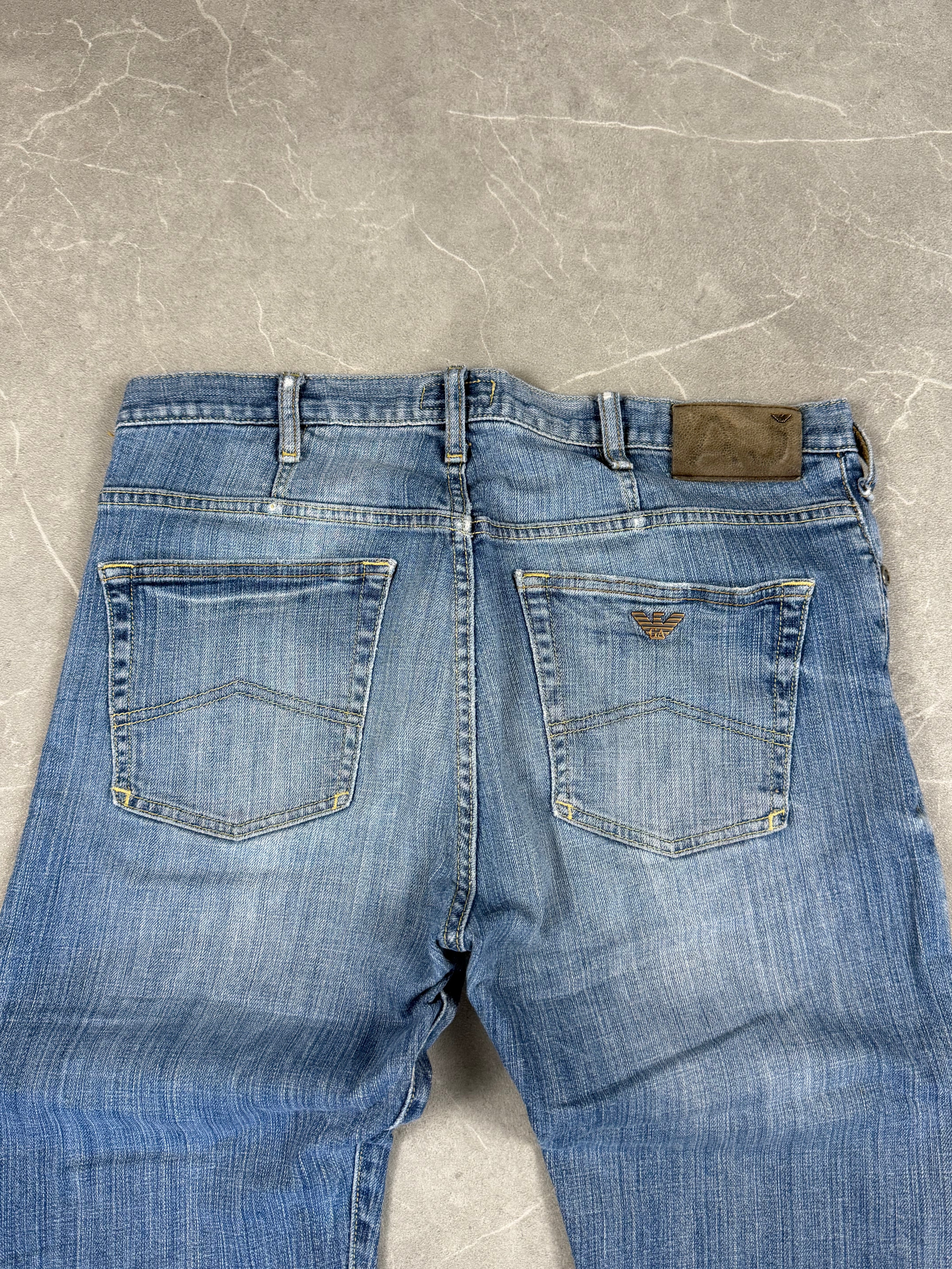Armani Straight-Fit Jeans (M)
