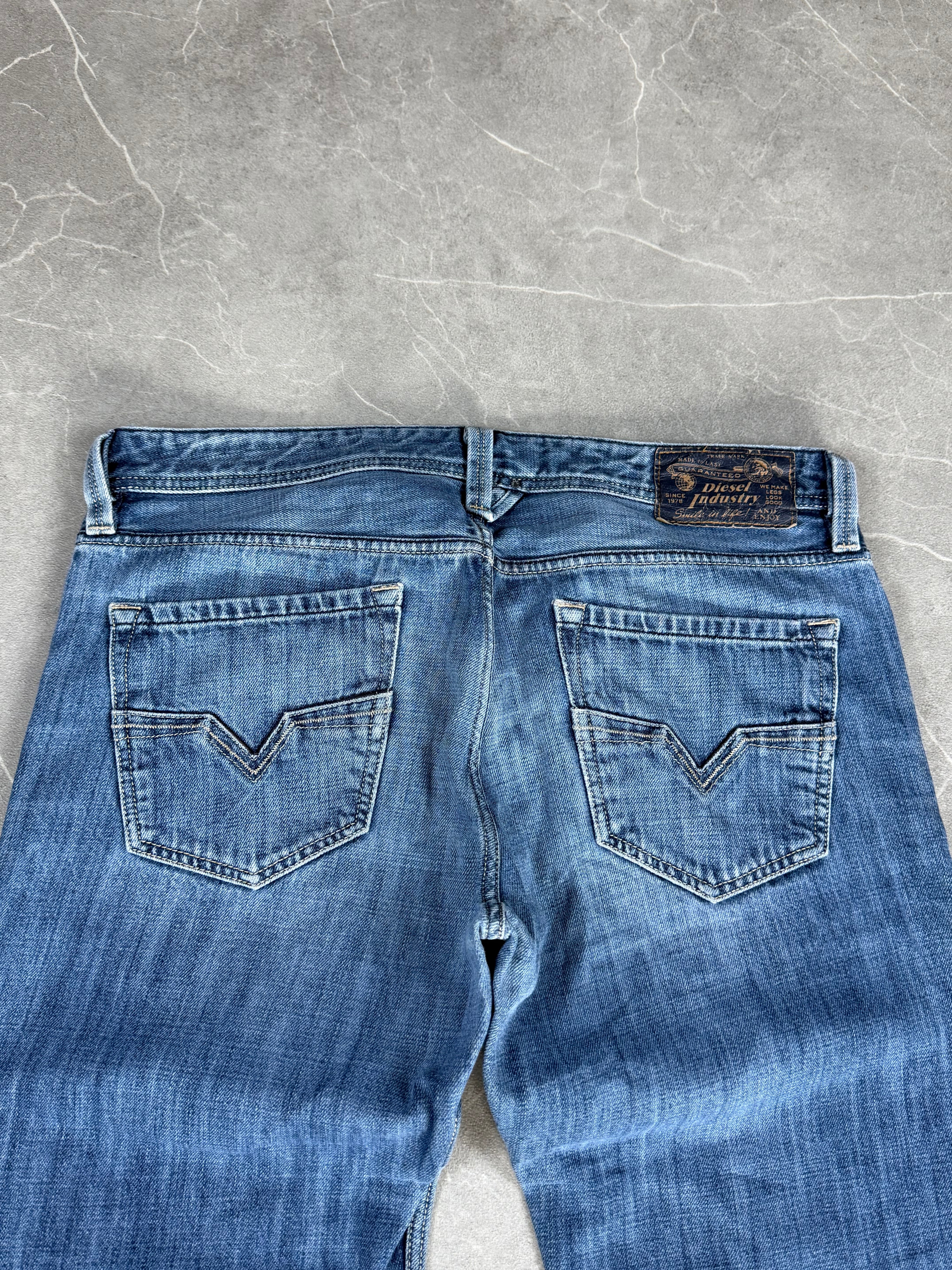 Diesel washed Straight Fit Jeans (M)