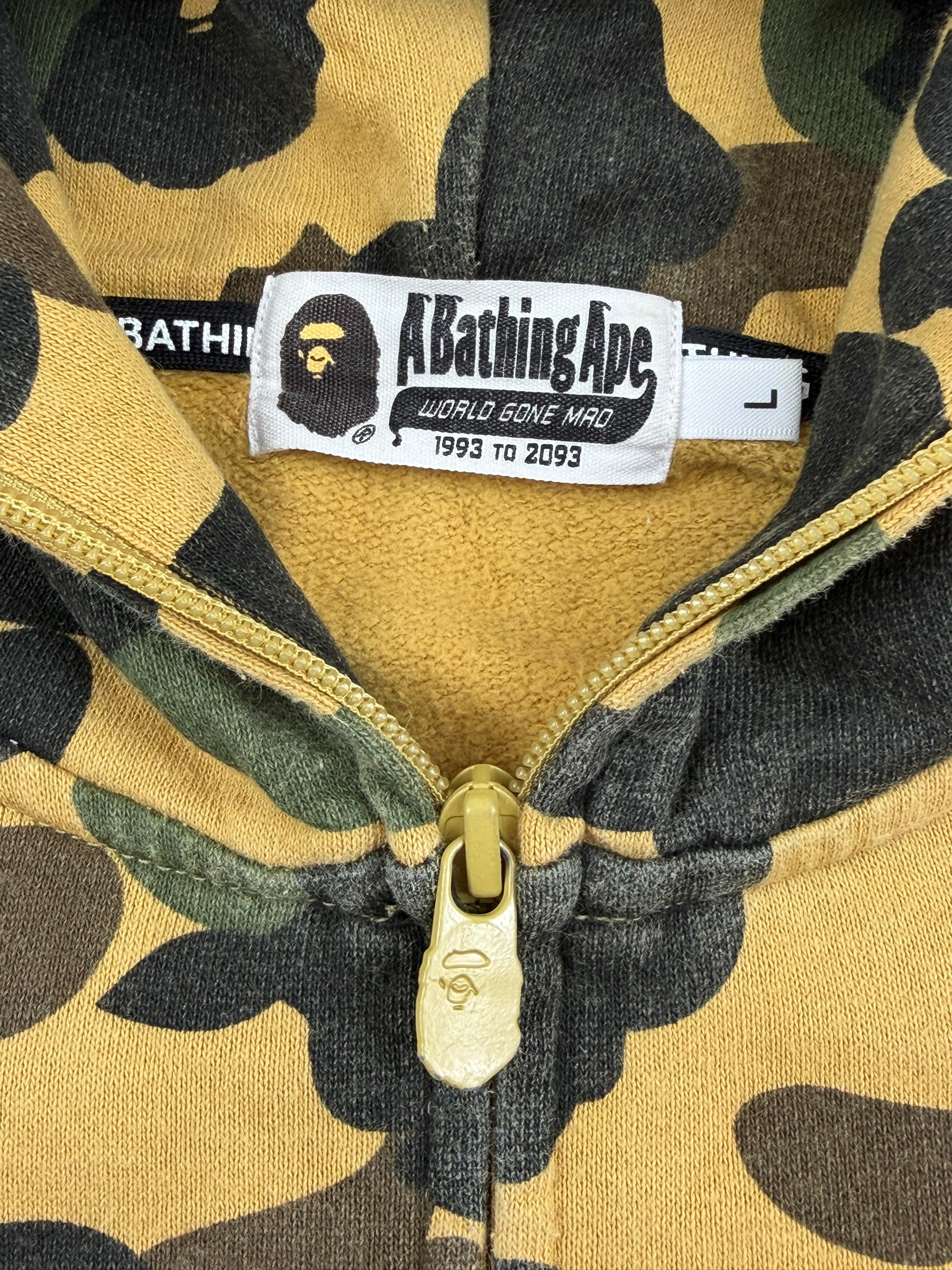 Bape Camouflage Fullzip (M)