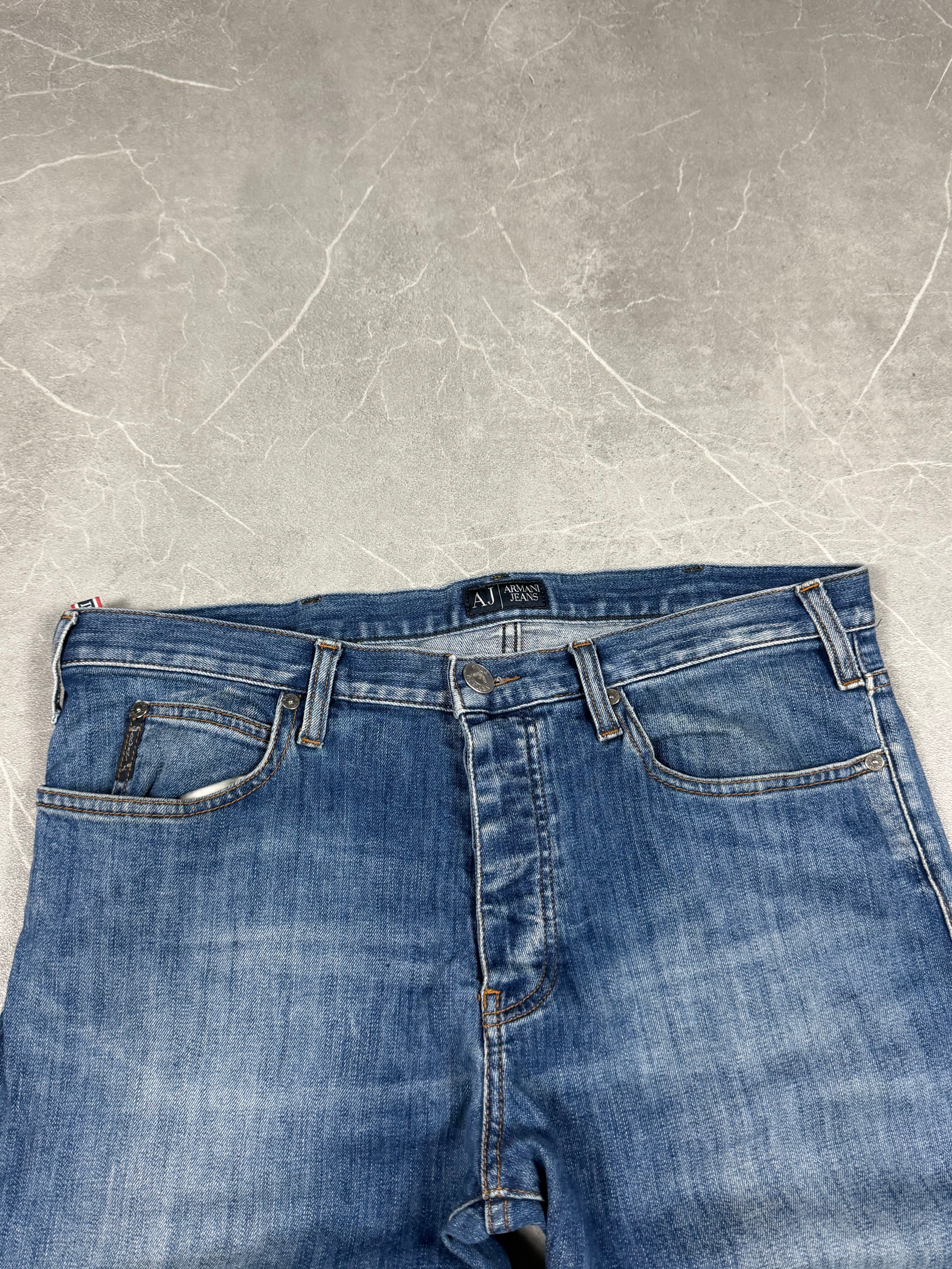 Armani straight-fit jeans (S)