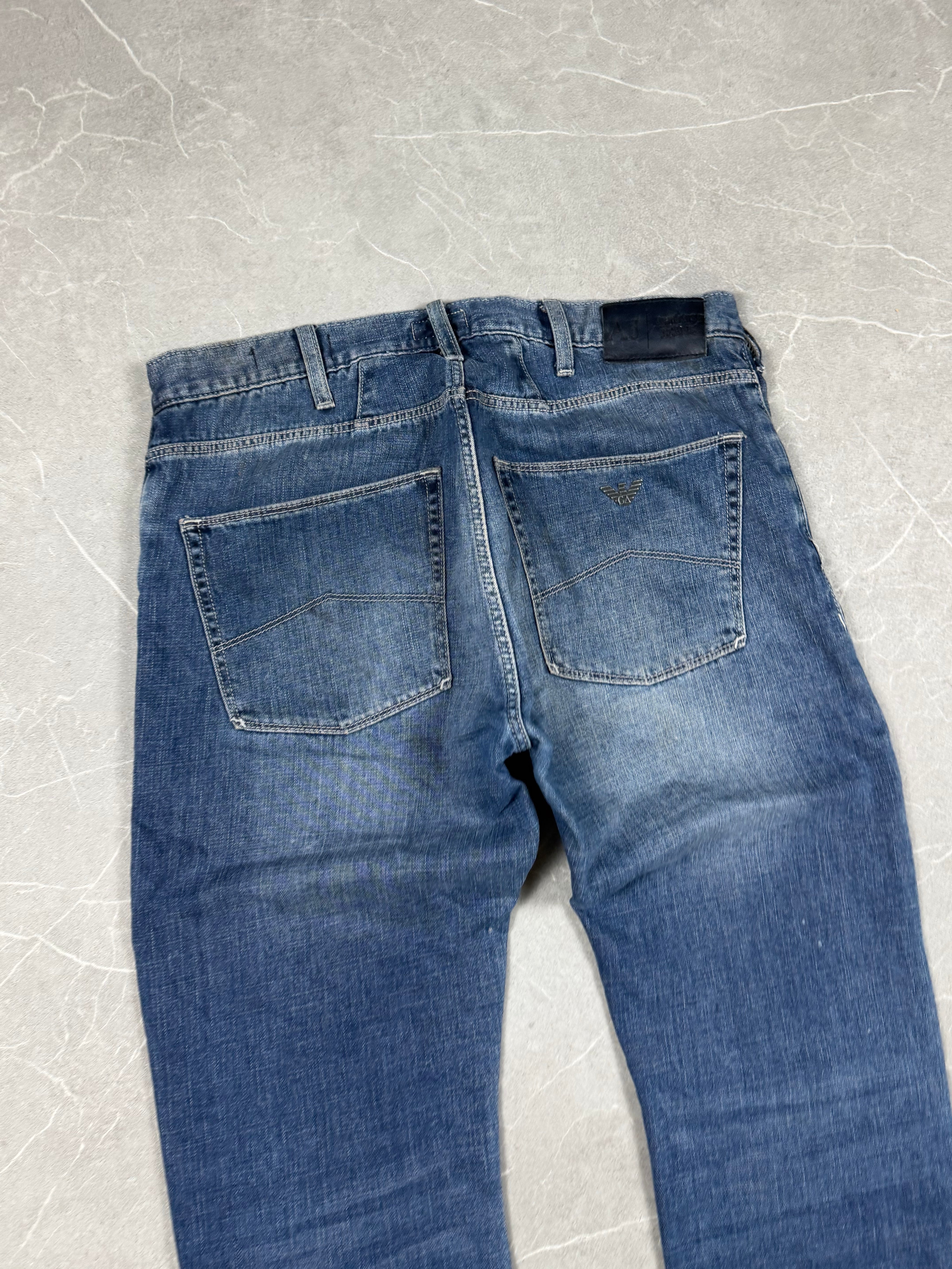 Armani vintage Slim Jeans (S-M)