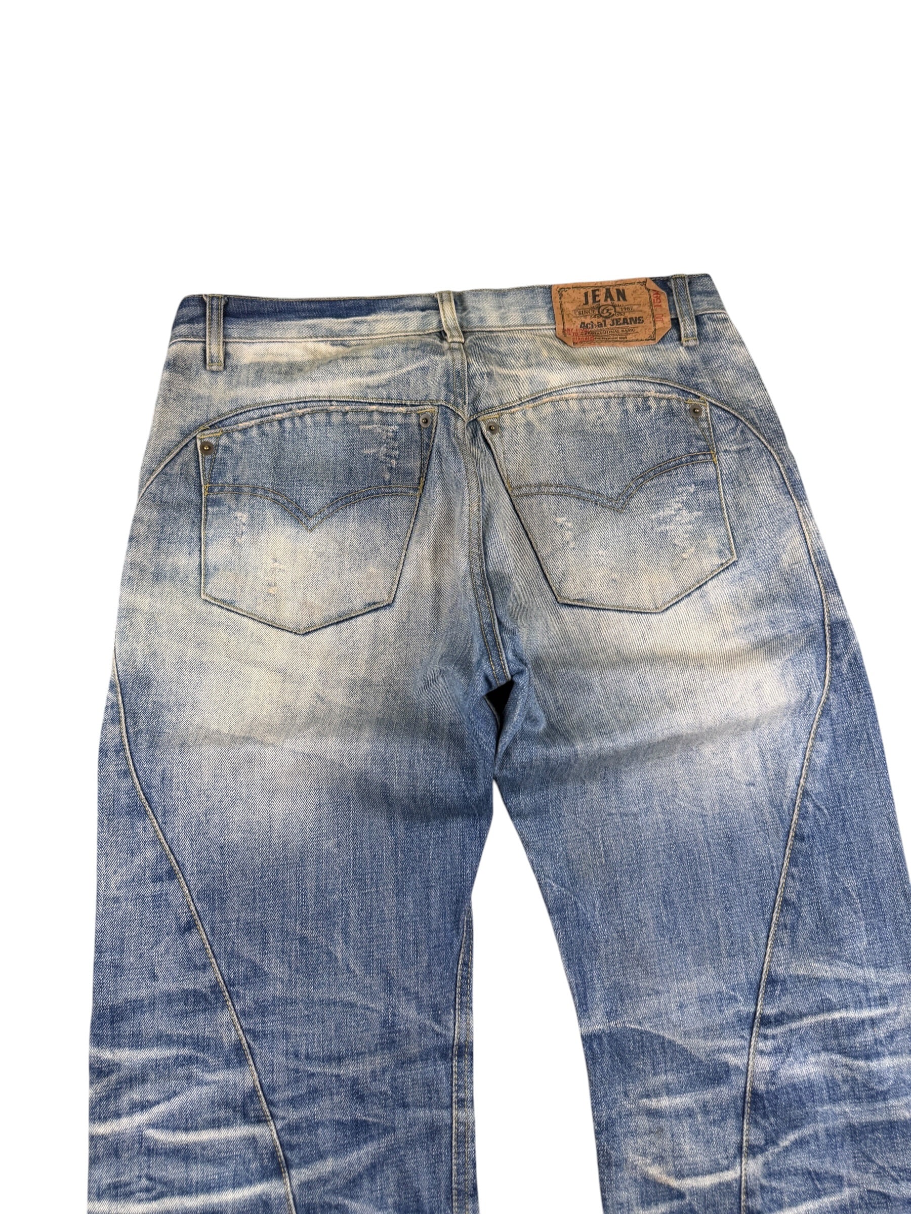 Ultra washed Straight Jeans (S)