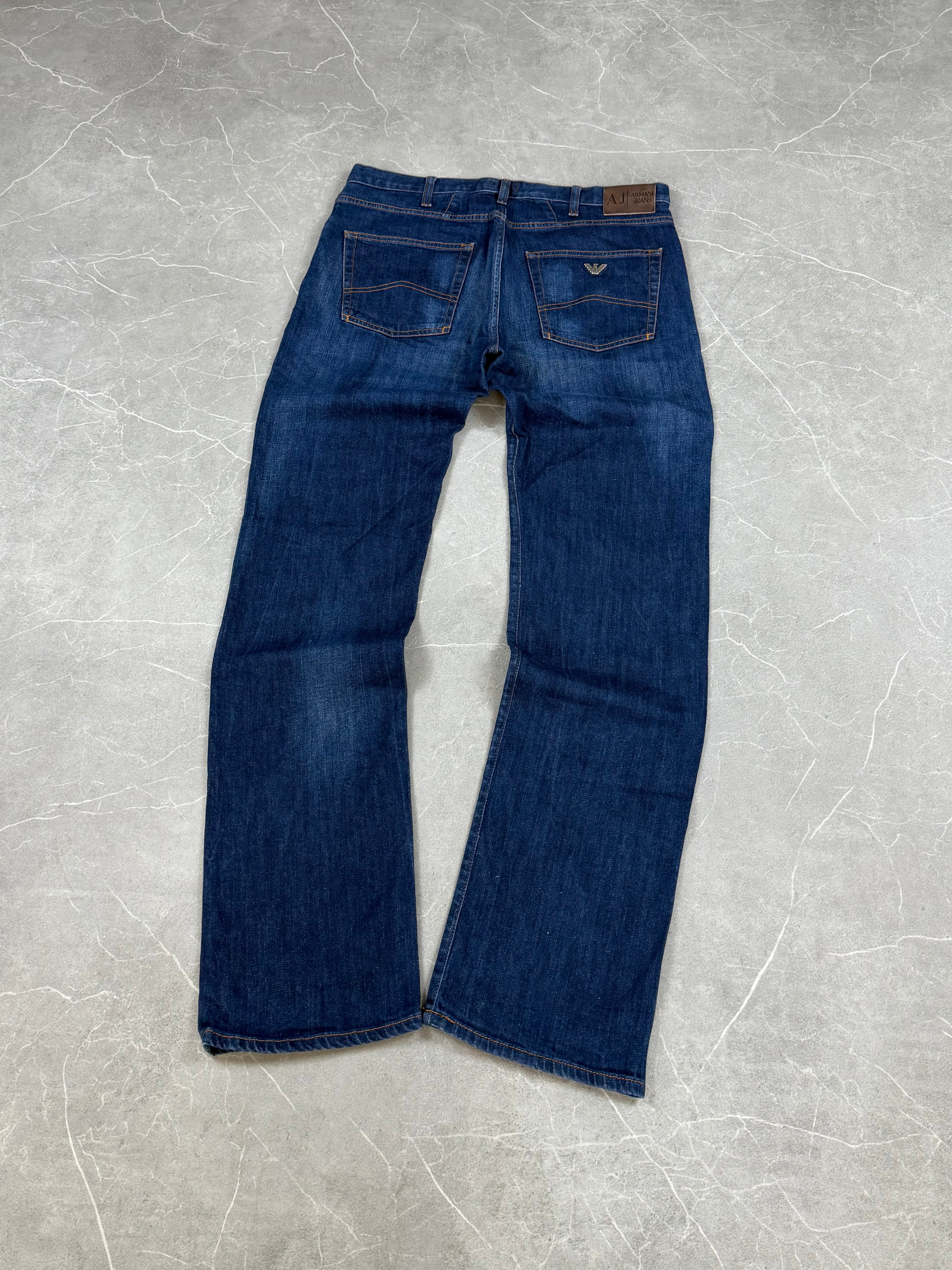 Armani Straight-Fit Jeans (M)