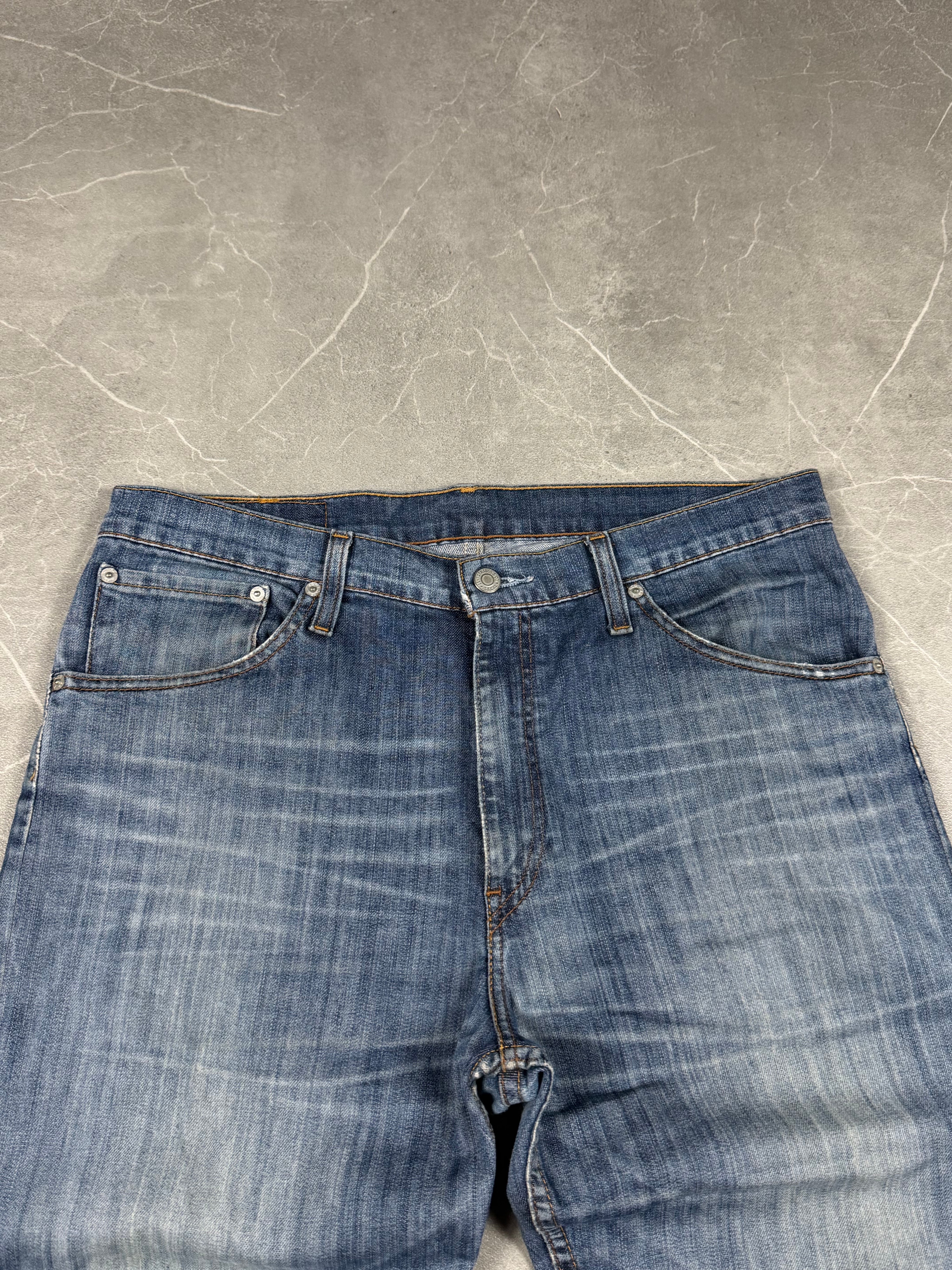 Levi’s Bootcut Jeans (M)