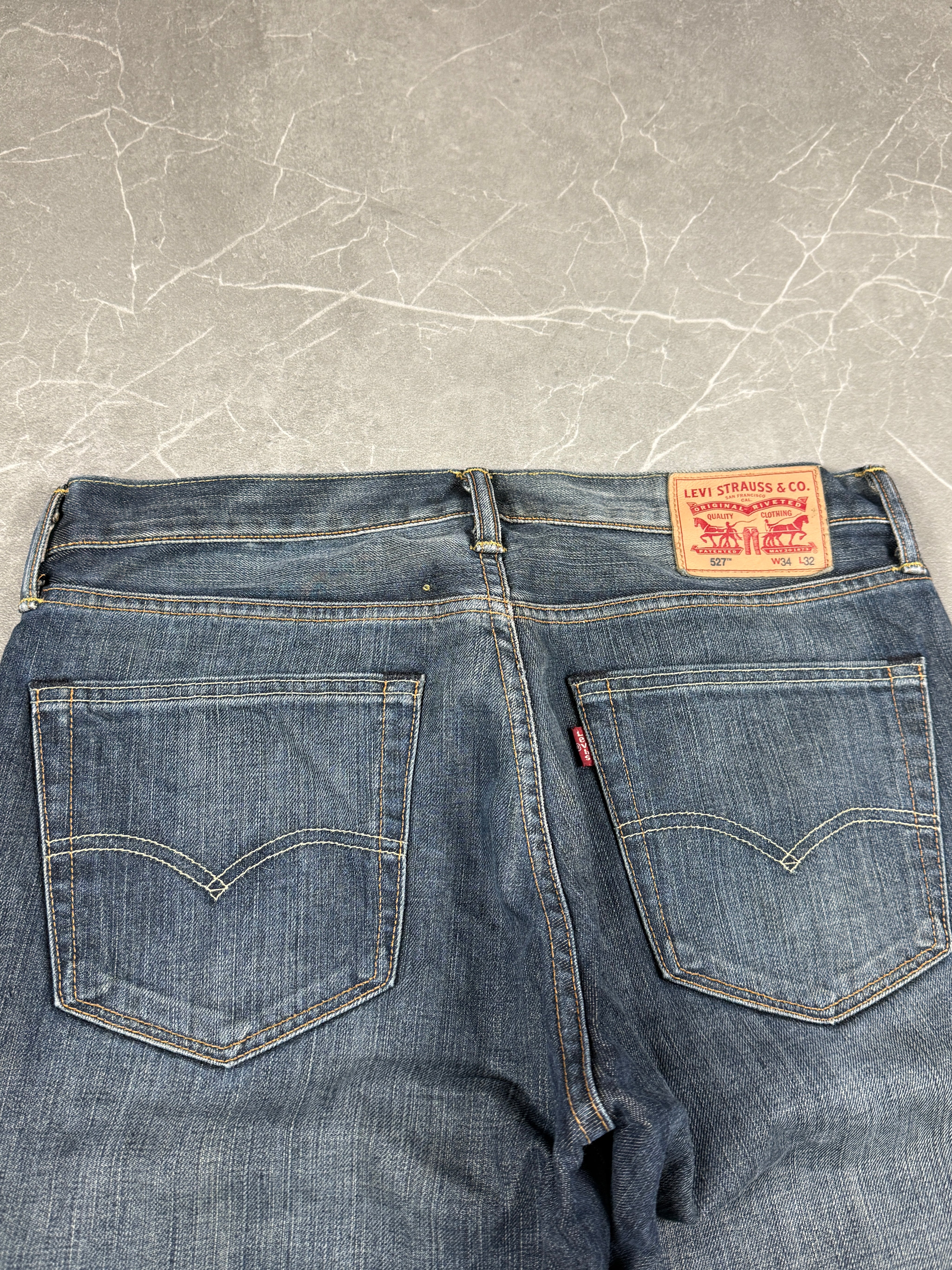 Levis Bootcut Jeans (S-M)