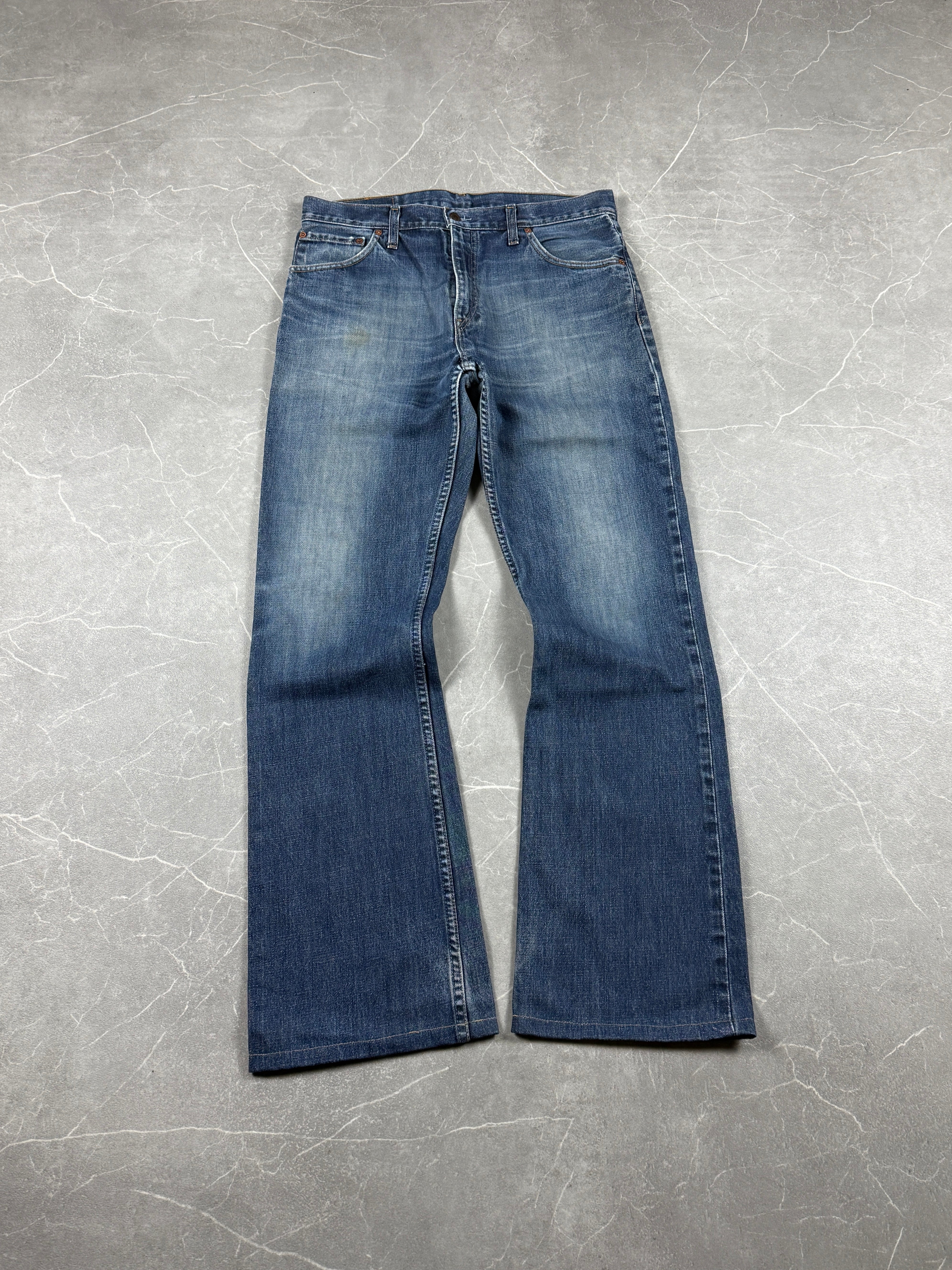 Levis Bootcut Jeans (S-M)