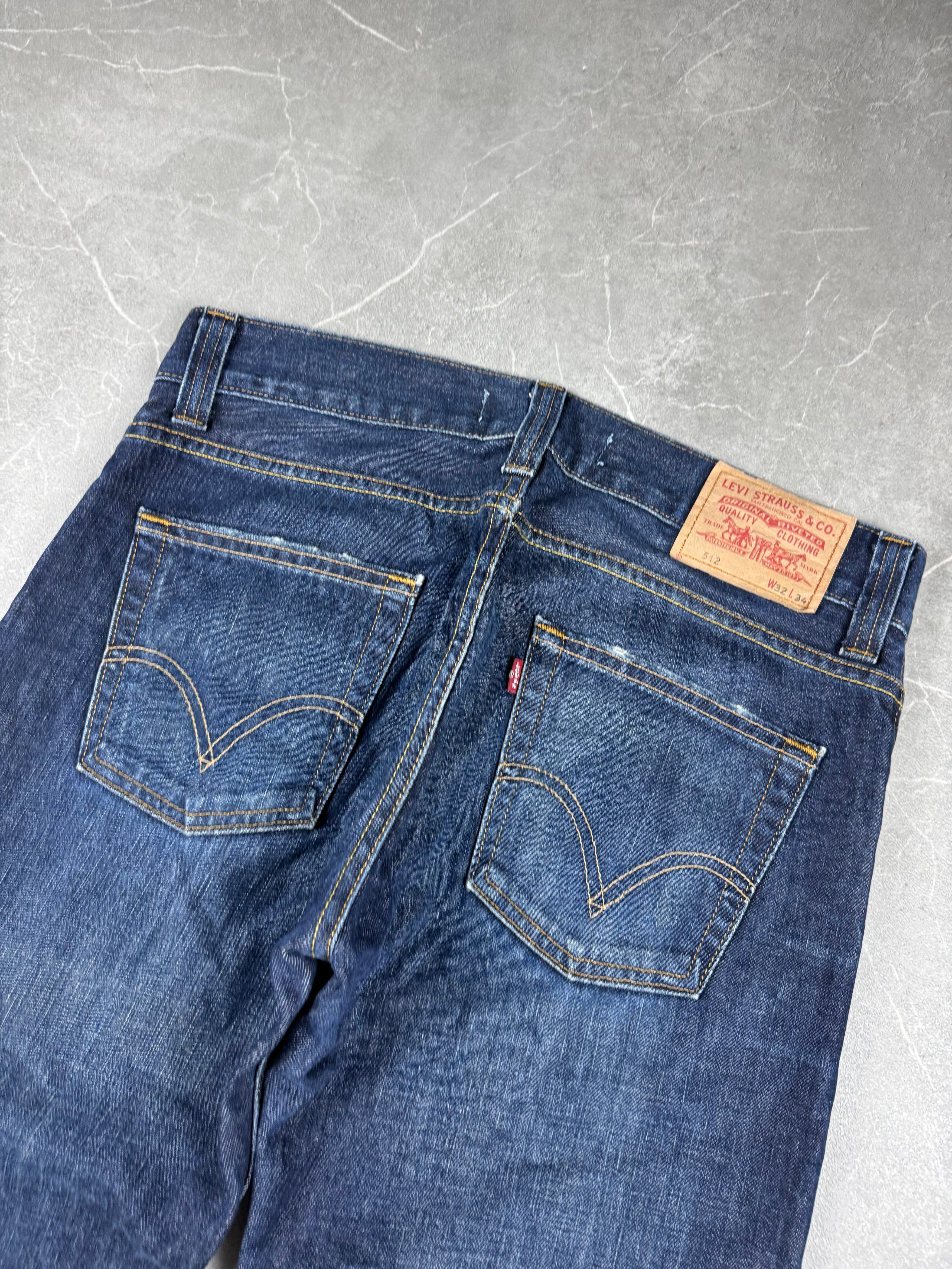 Levi's Bootcut Jeans (M)