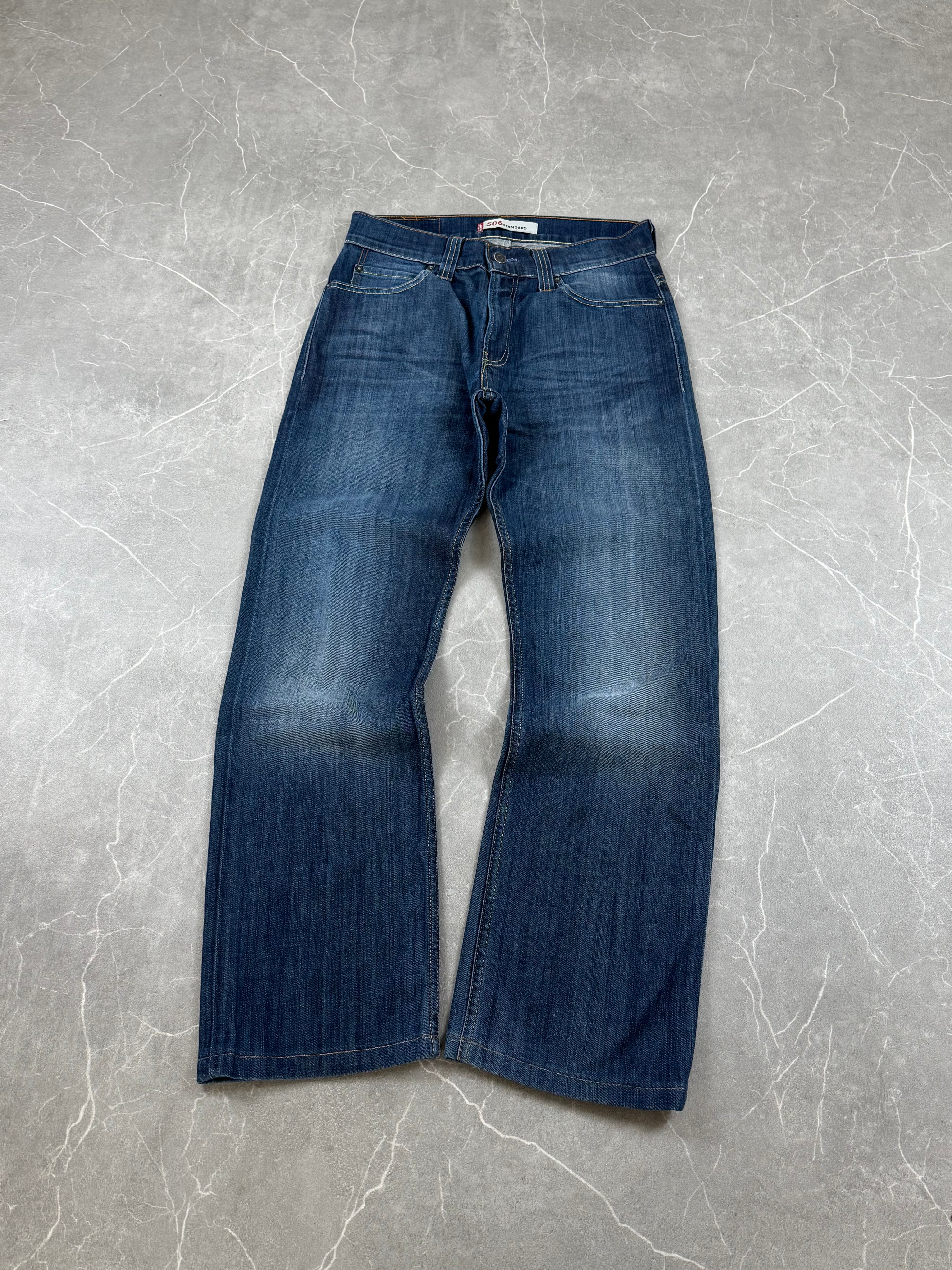 Levi's Straight Jeans (M)