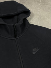 Nike Tech Fleece Jacket (S)