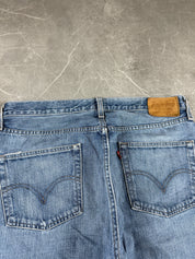 Levis Jeans (M-L)