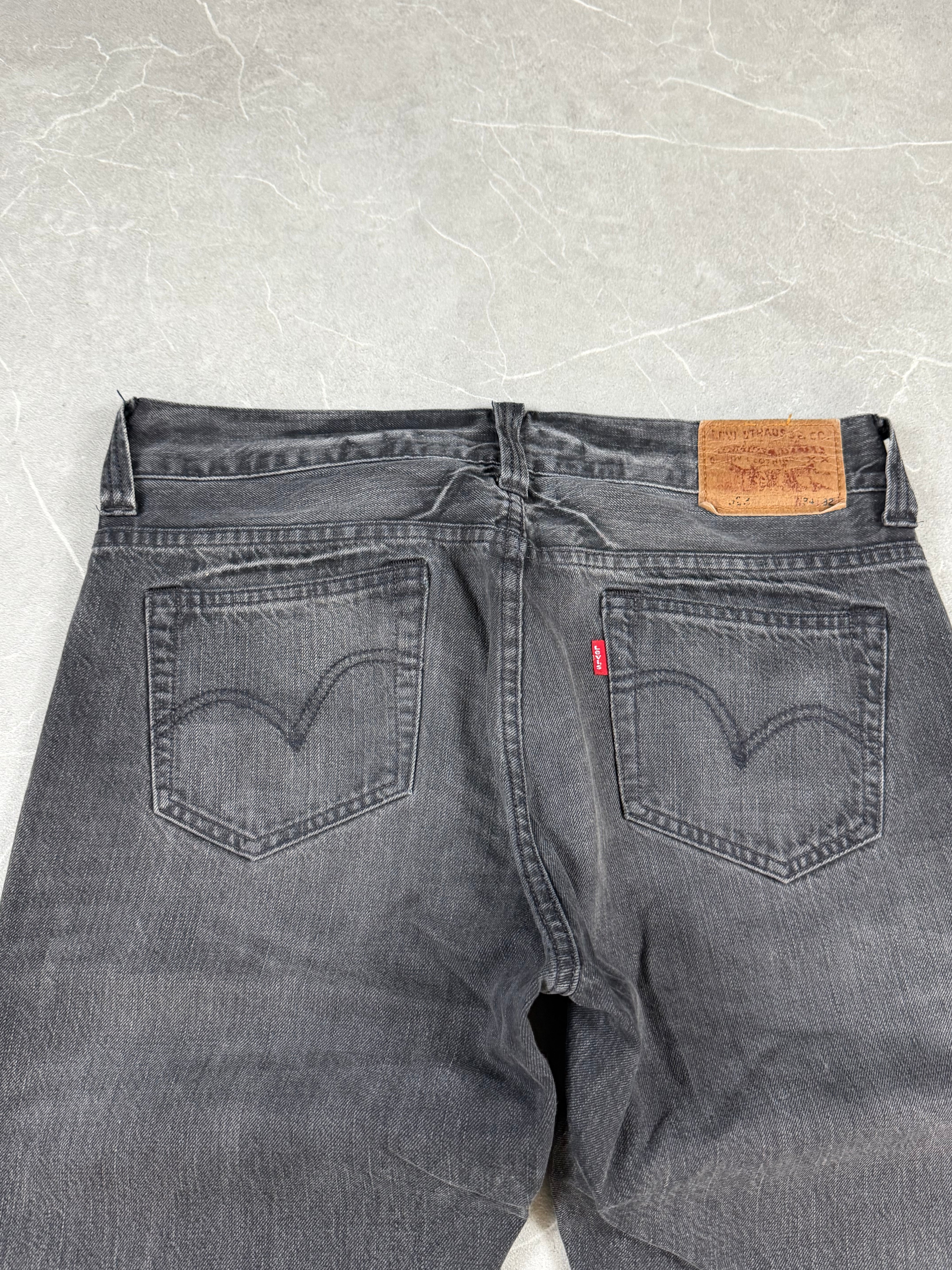 Levi's Washed Jeans (M)