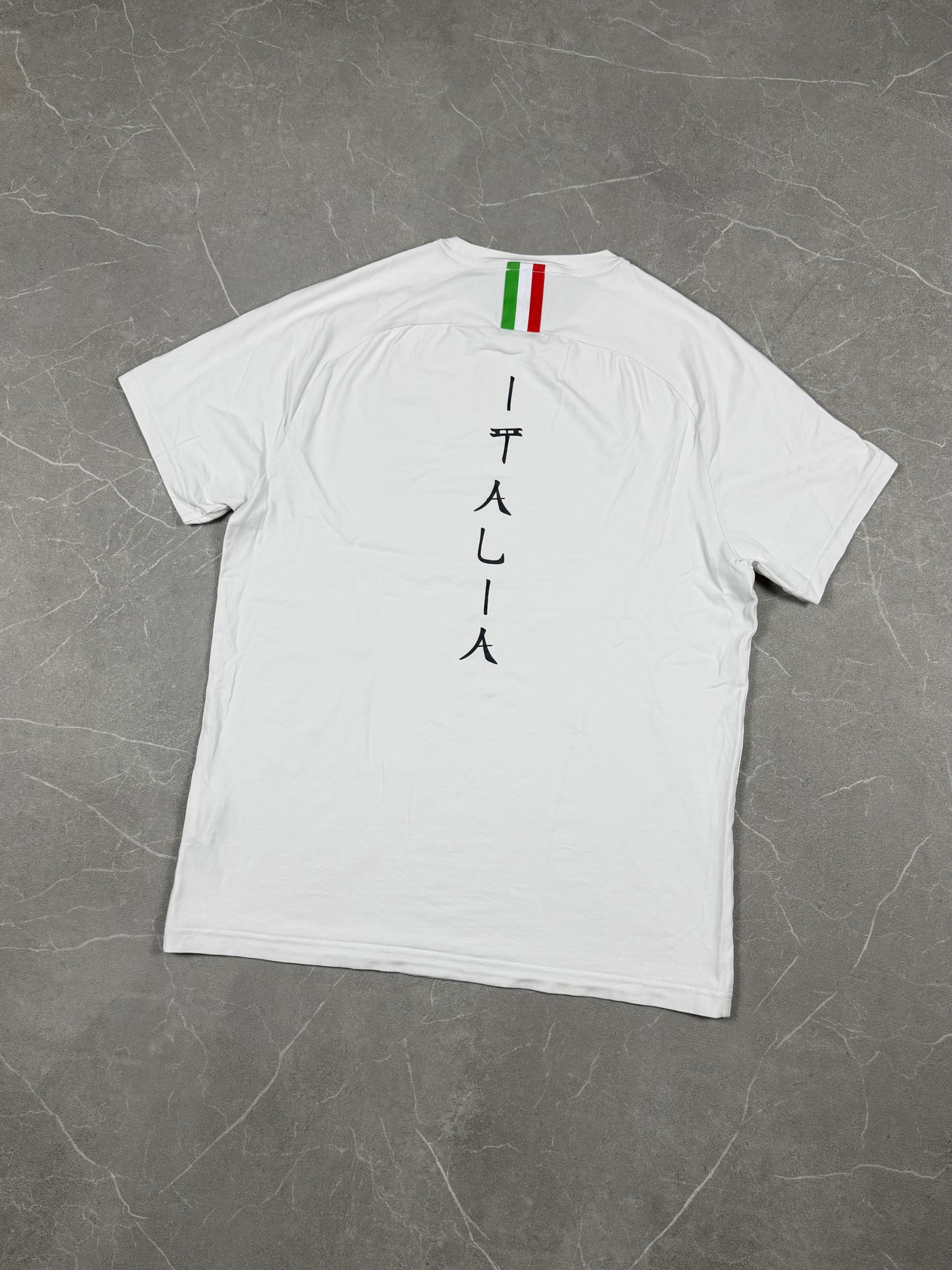 Armani EA7 Italia slimfit T-Shirt *RARE (L)