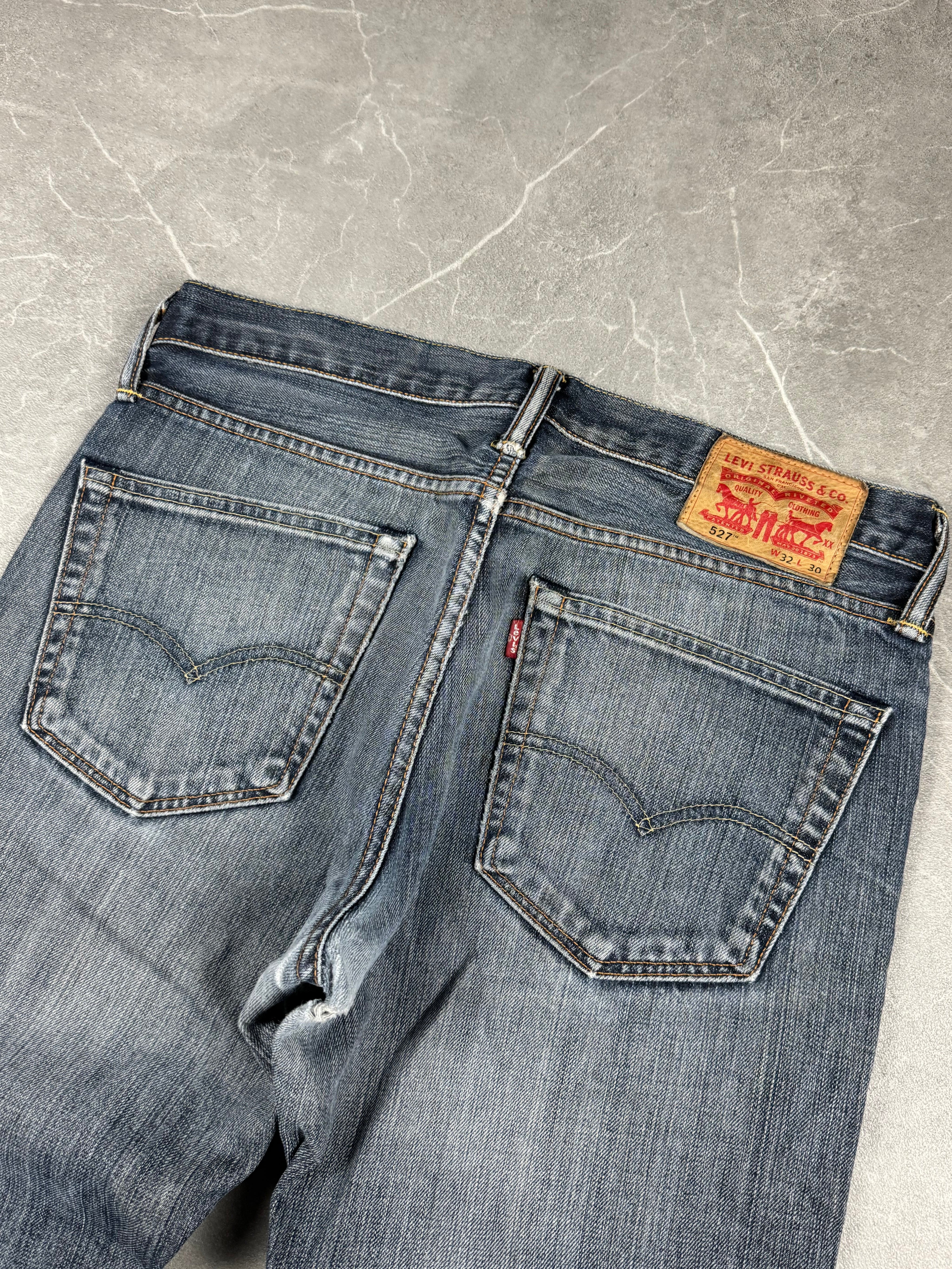 Levi's Bootcut Jeans (S)