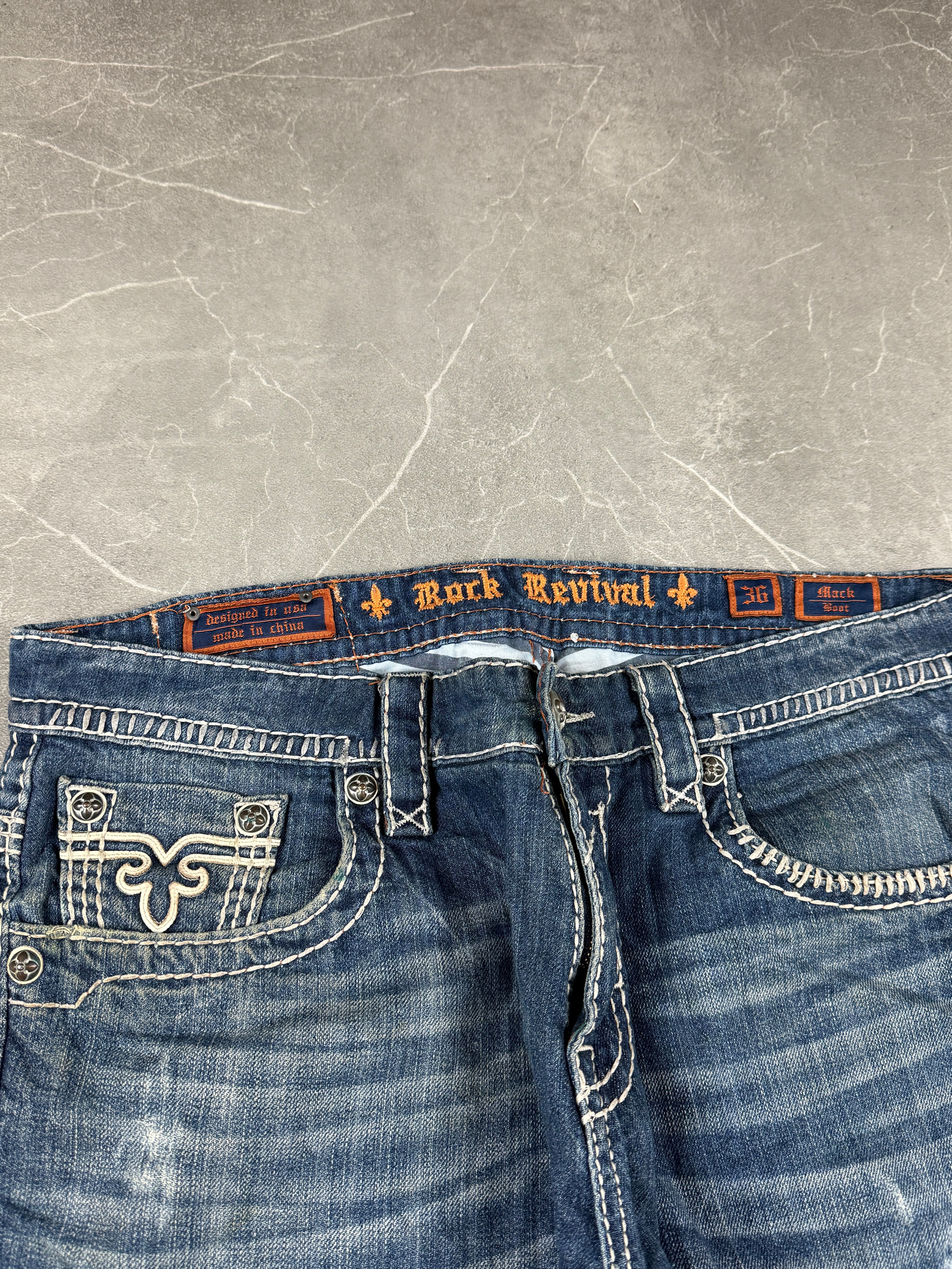 Rock Revival Jeans (XL)