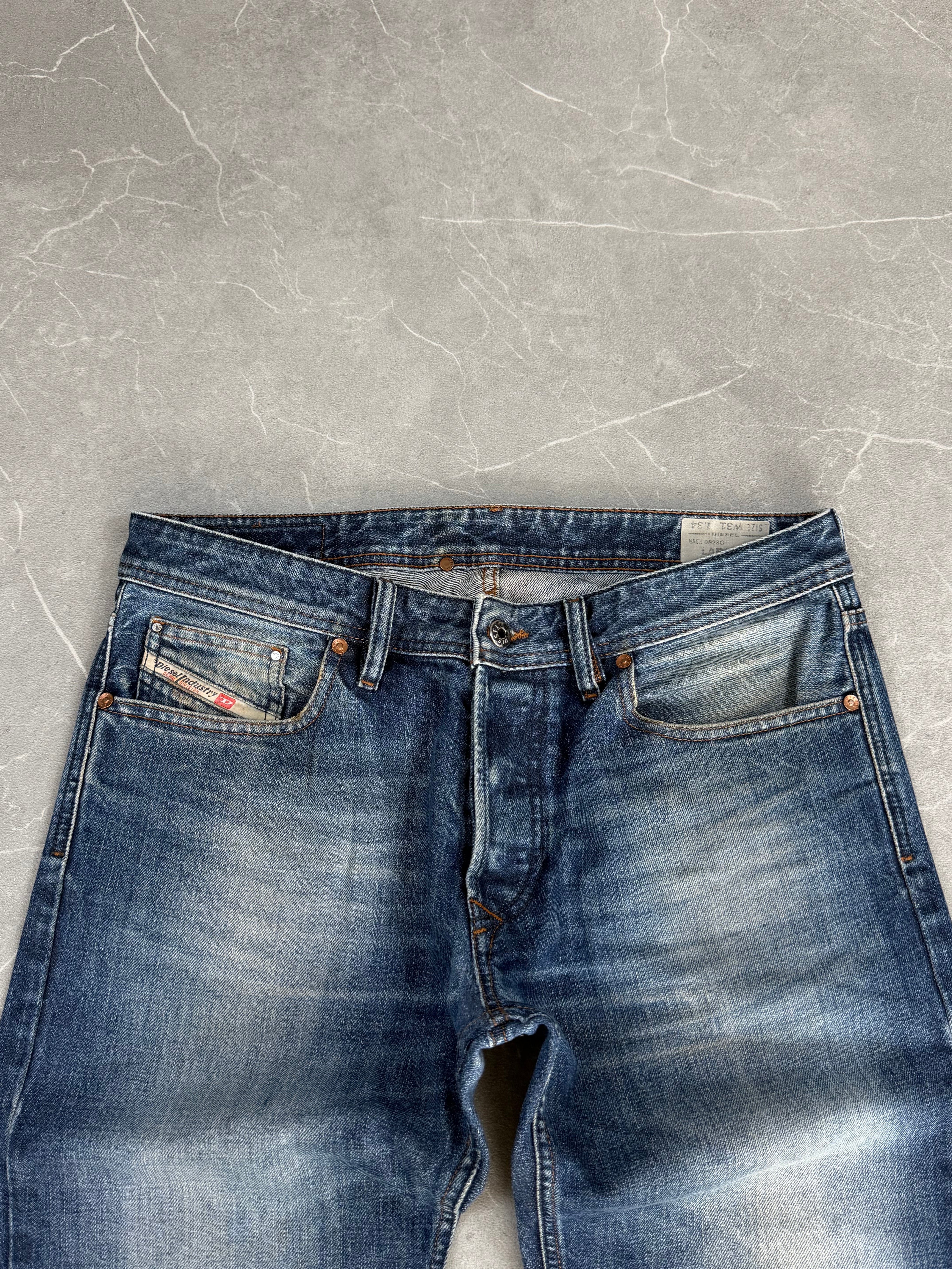 Diesel Vintage Straightfit Jeans (S)