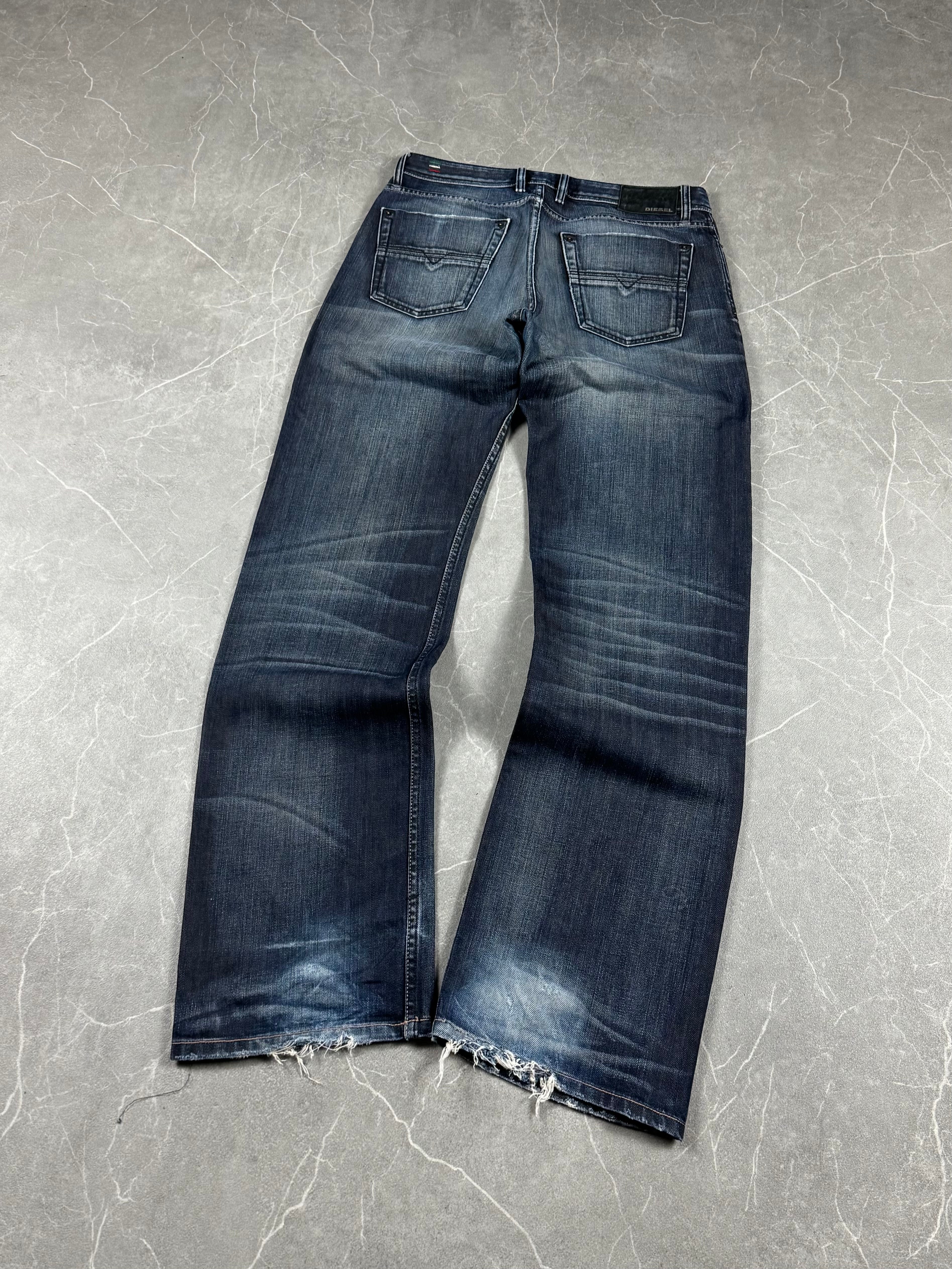 Diesel bootcut Jeans (M)