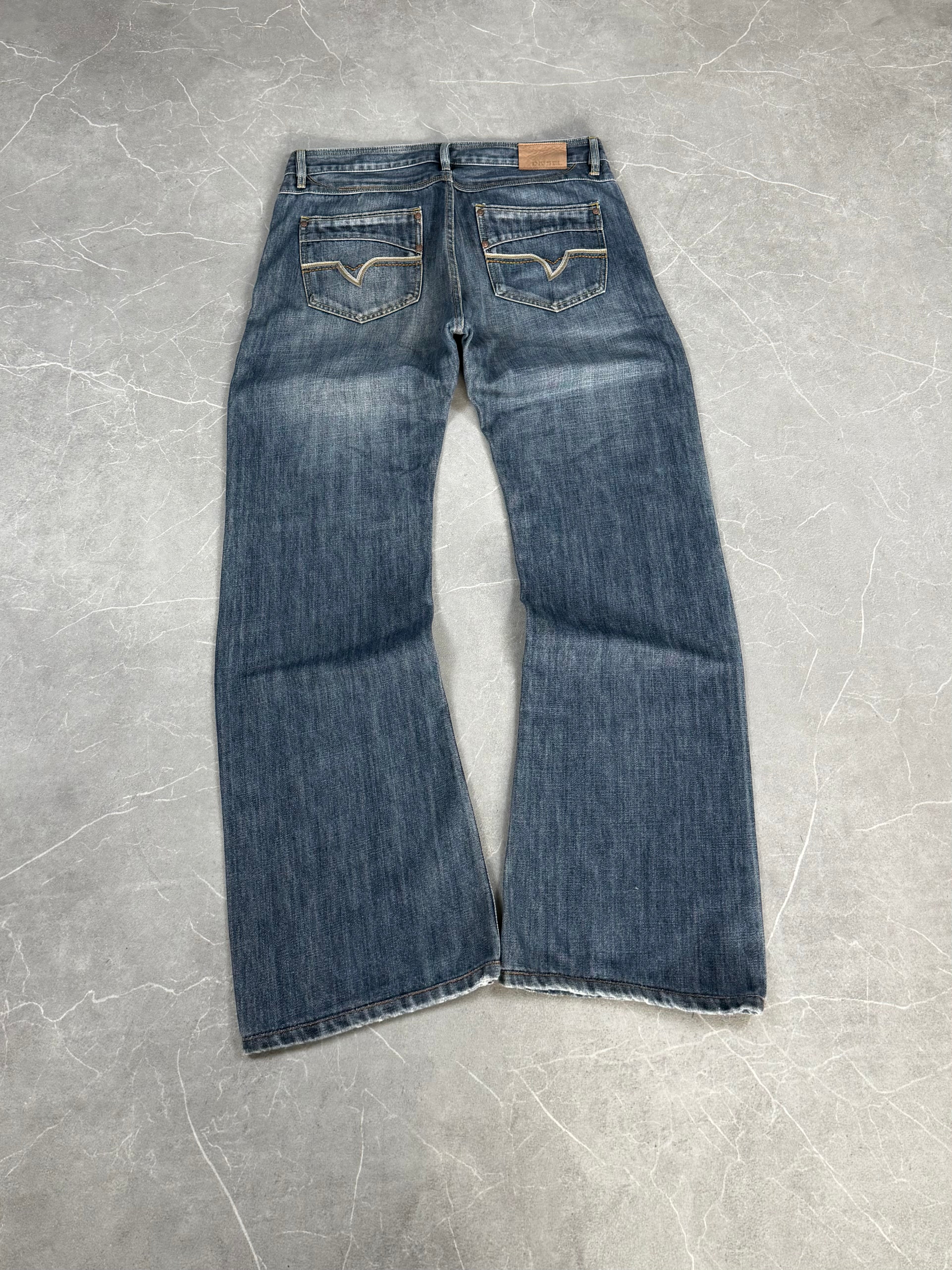 Diesel Vintage Bootcut Jeans (M)