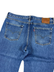 Levi’s Straight-Fit Jeans (S)