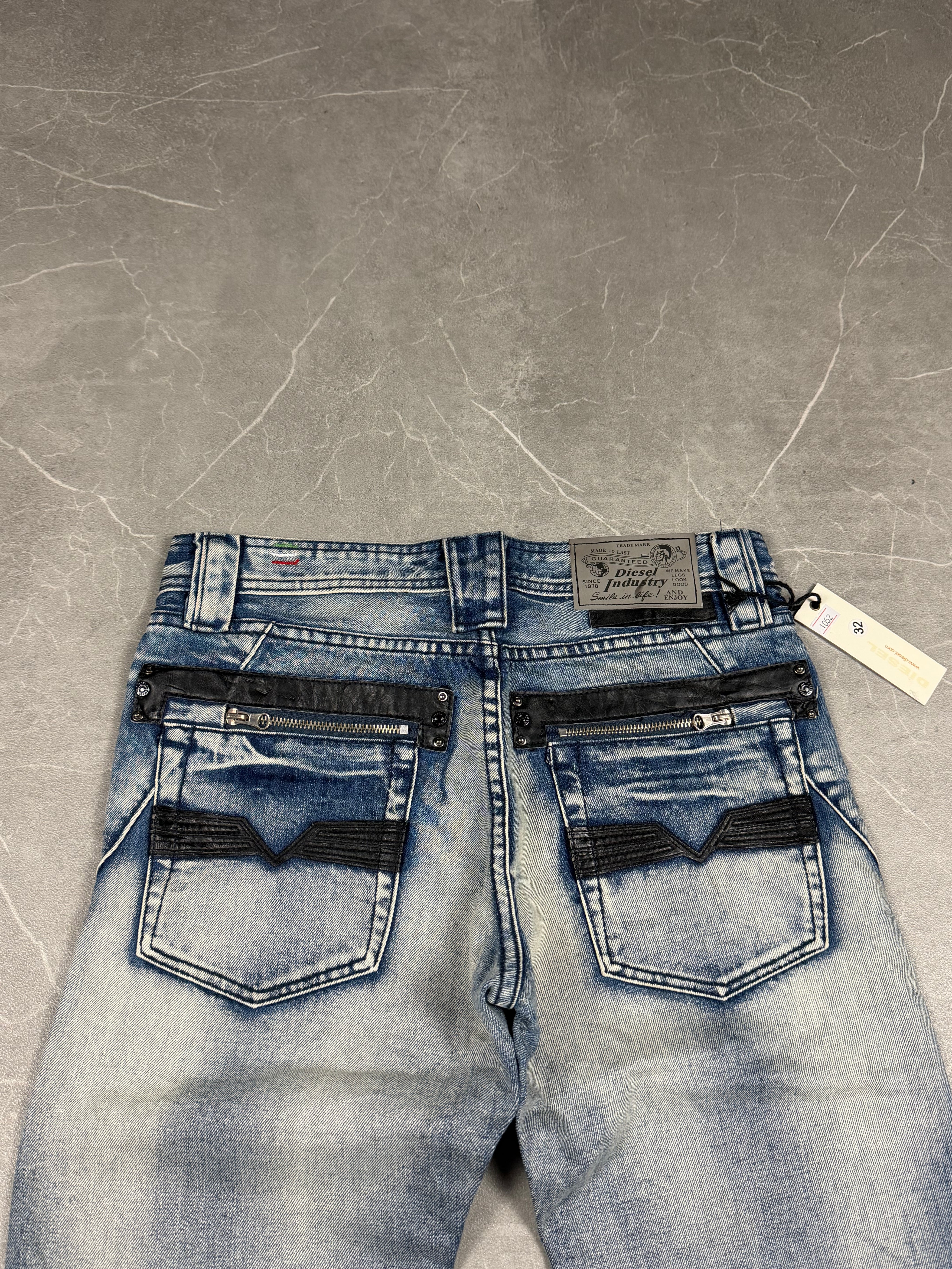 Diesel Washed Jeans (S-M)