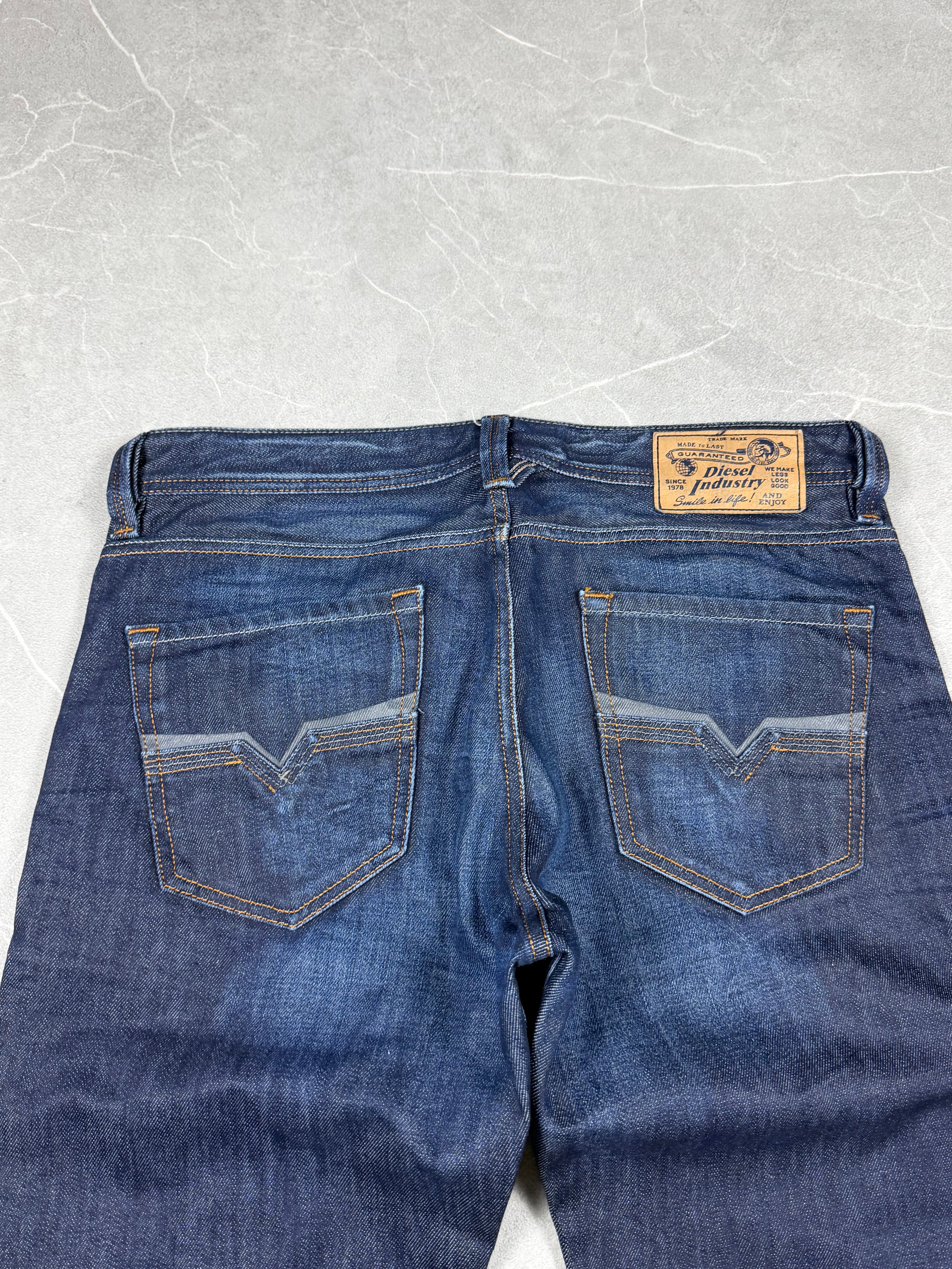 Vintage Diesel washed jeans (S-M)