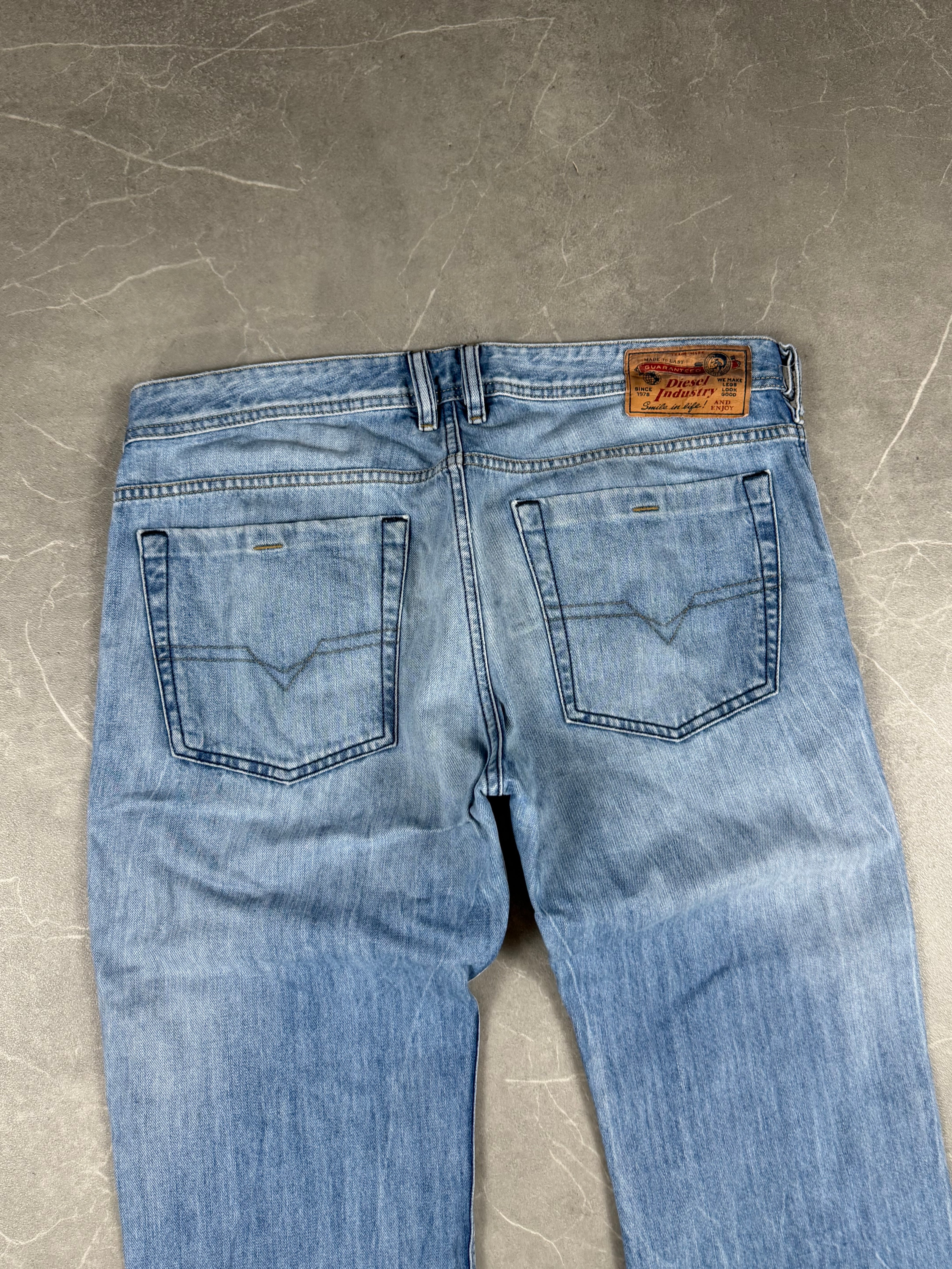 Diesel vintage washed Bootcut Jeans (M)