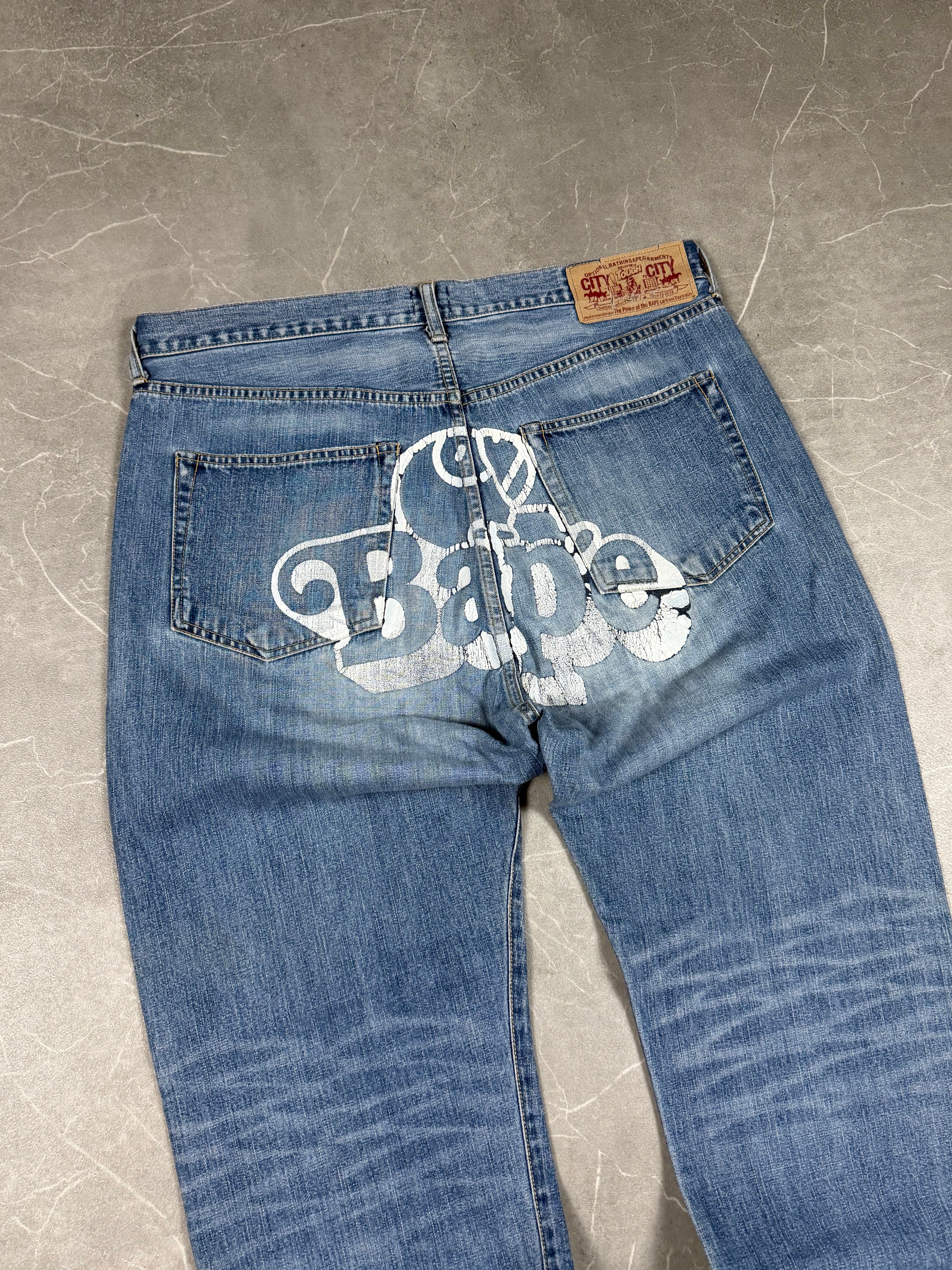 Rare Bape Big Logo washed Baggy Jeans (M-L)