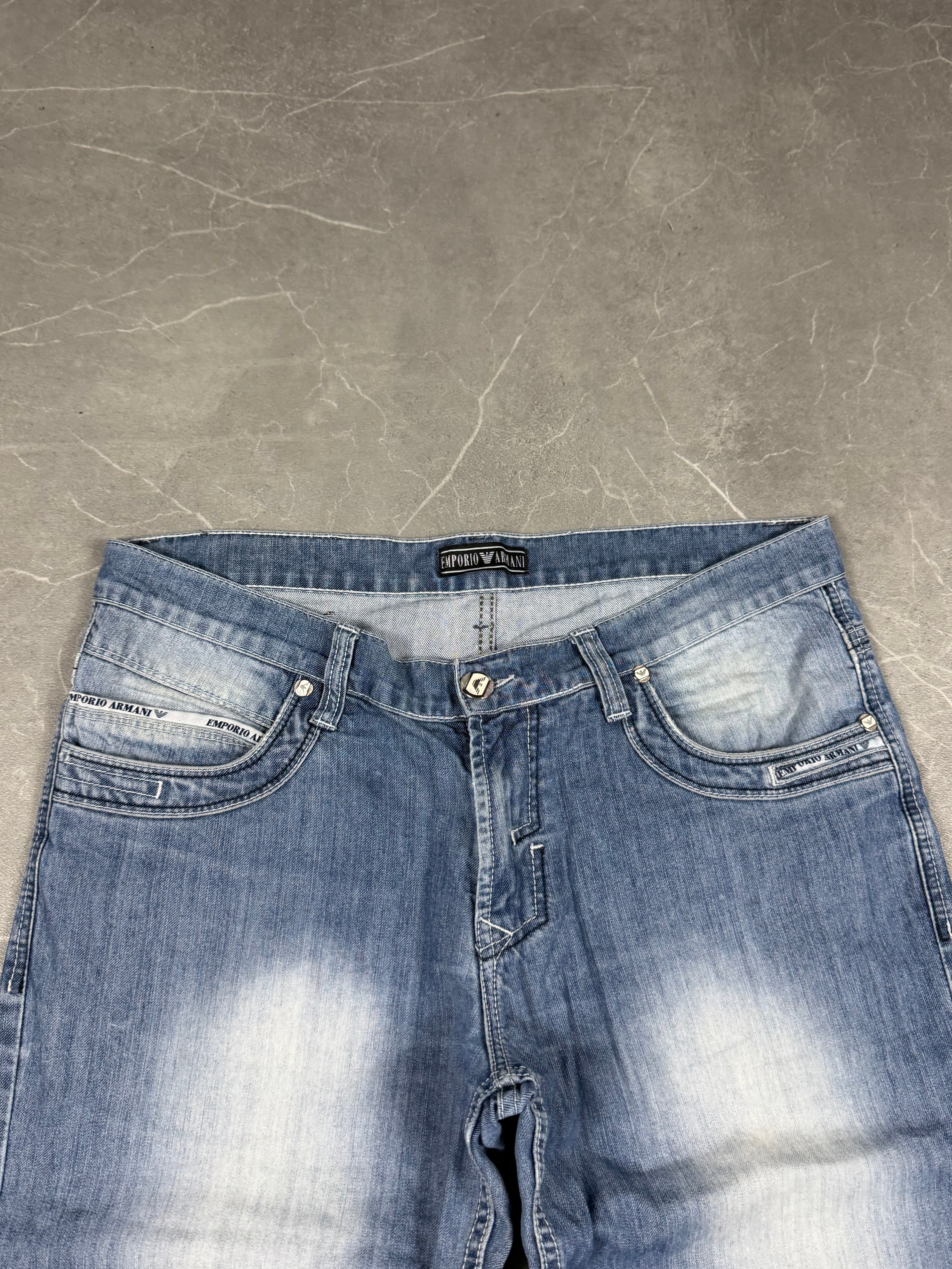 Armani Jeans (L)