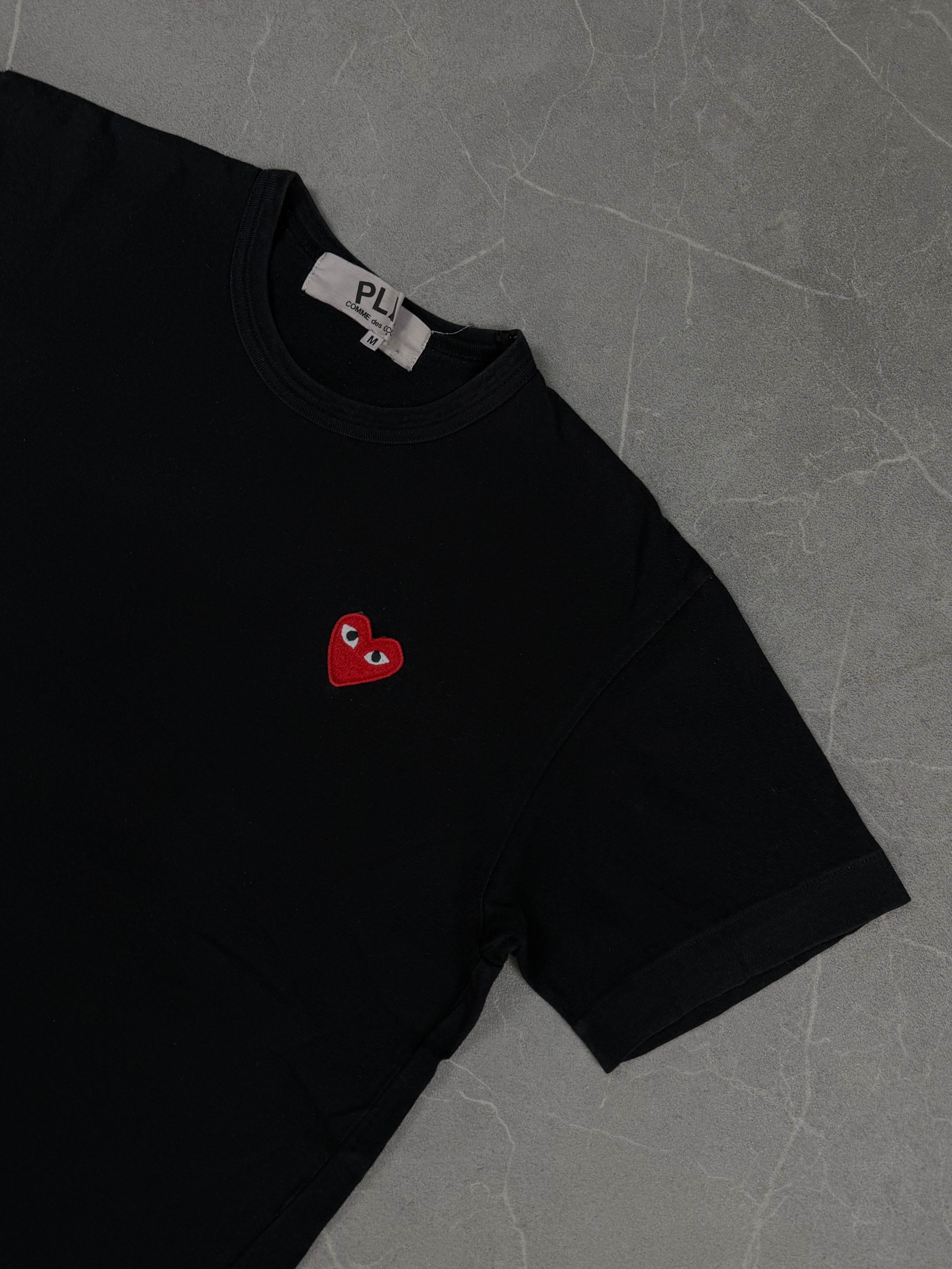 Comme des Garçons Play Small Red Heart Tshirt (S)