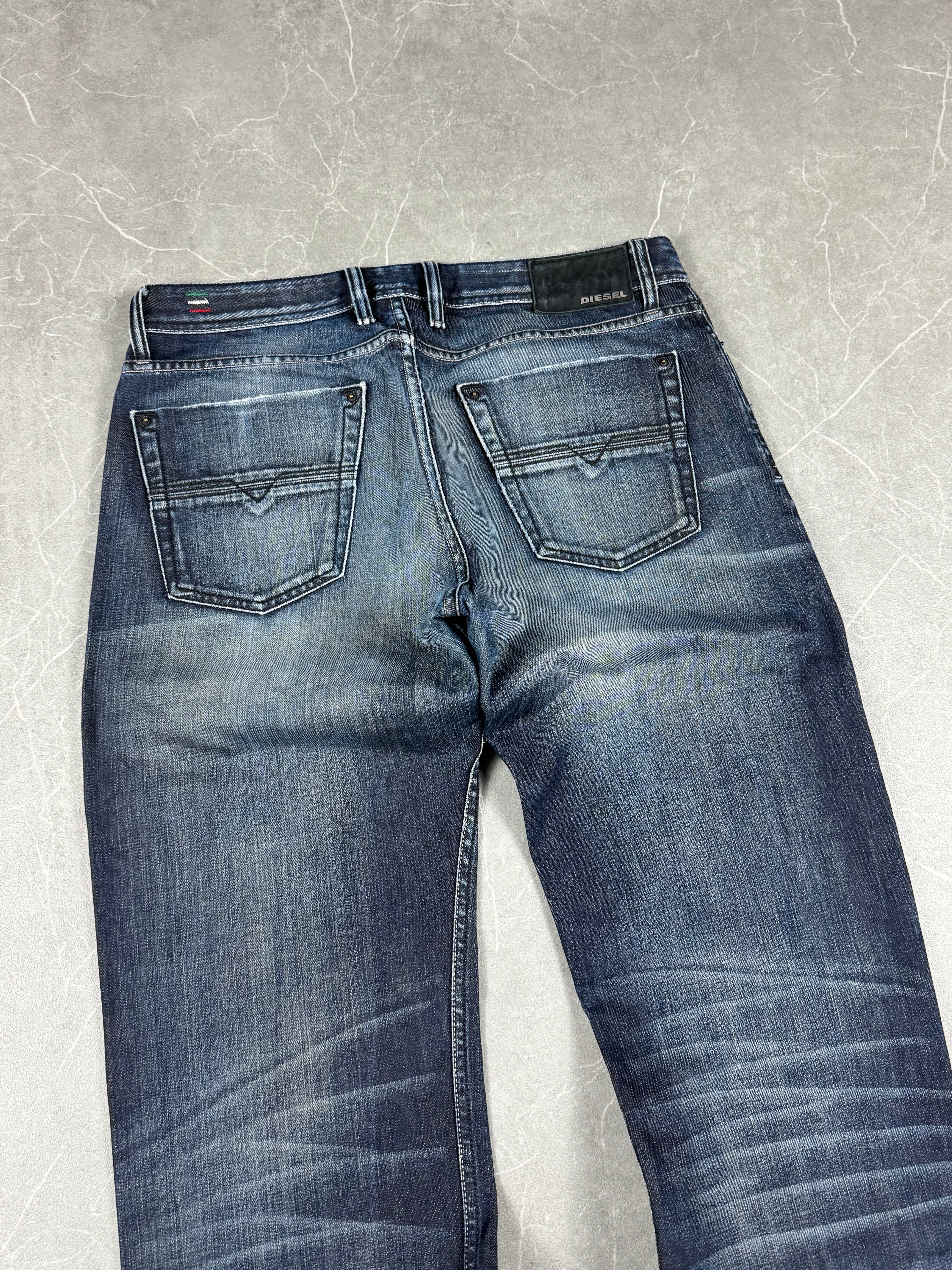 Diesel bootcut Jeans (M)