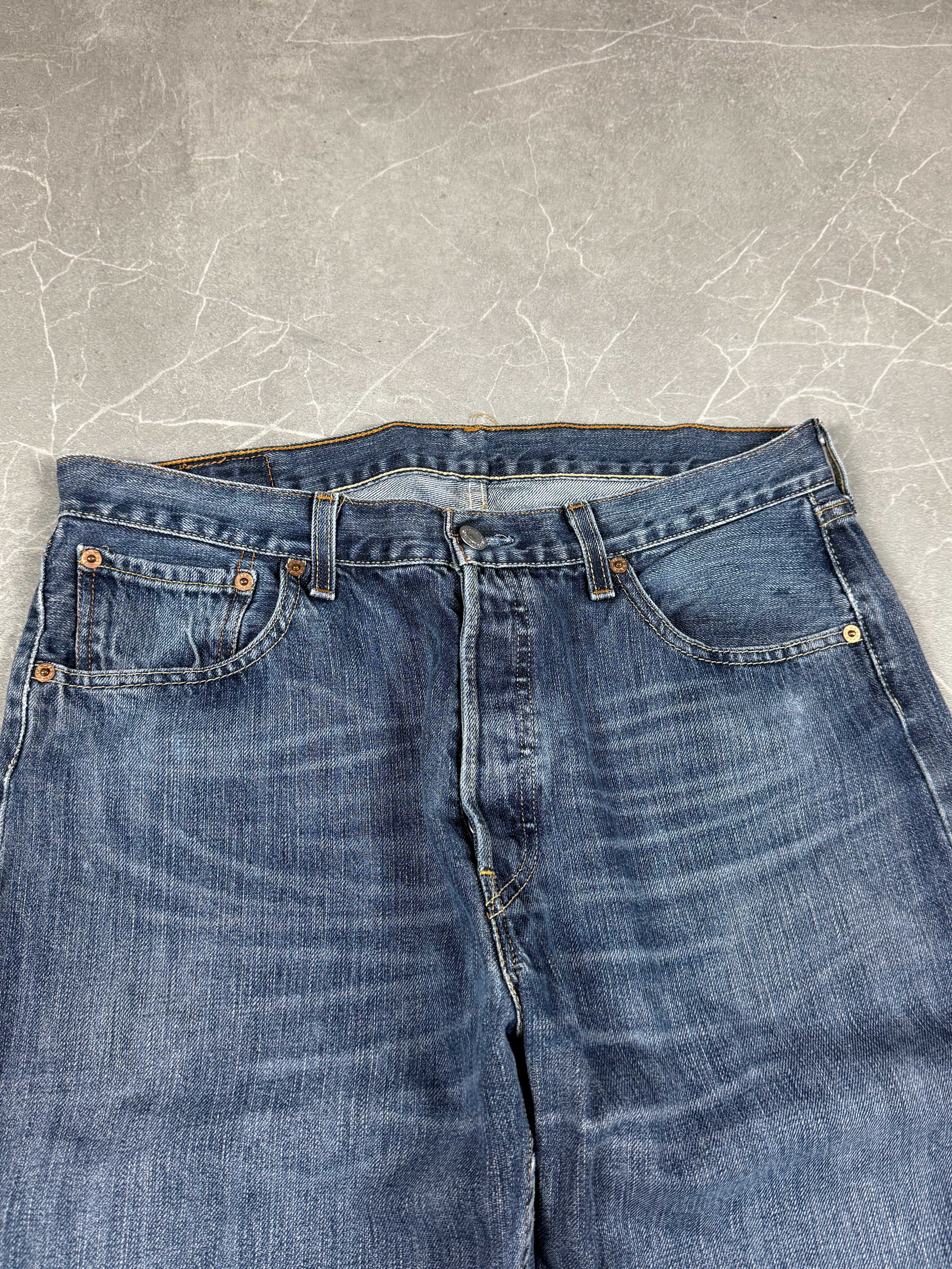 Levis 501 Jeans (L)