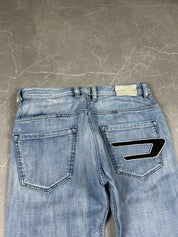 Diesel Big Logo Jeans (M)