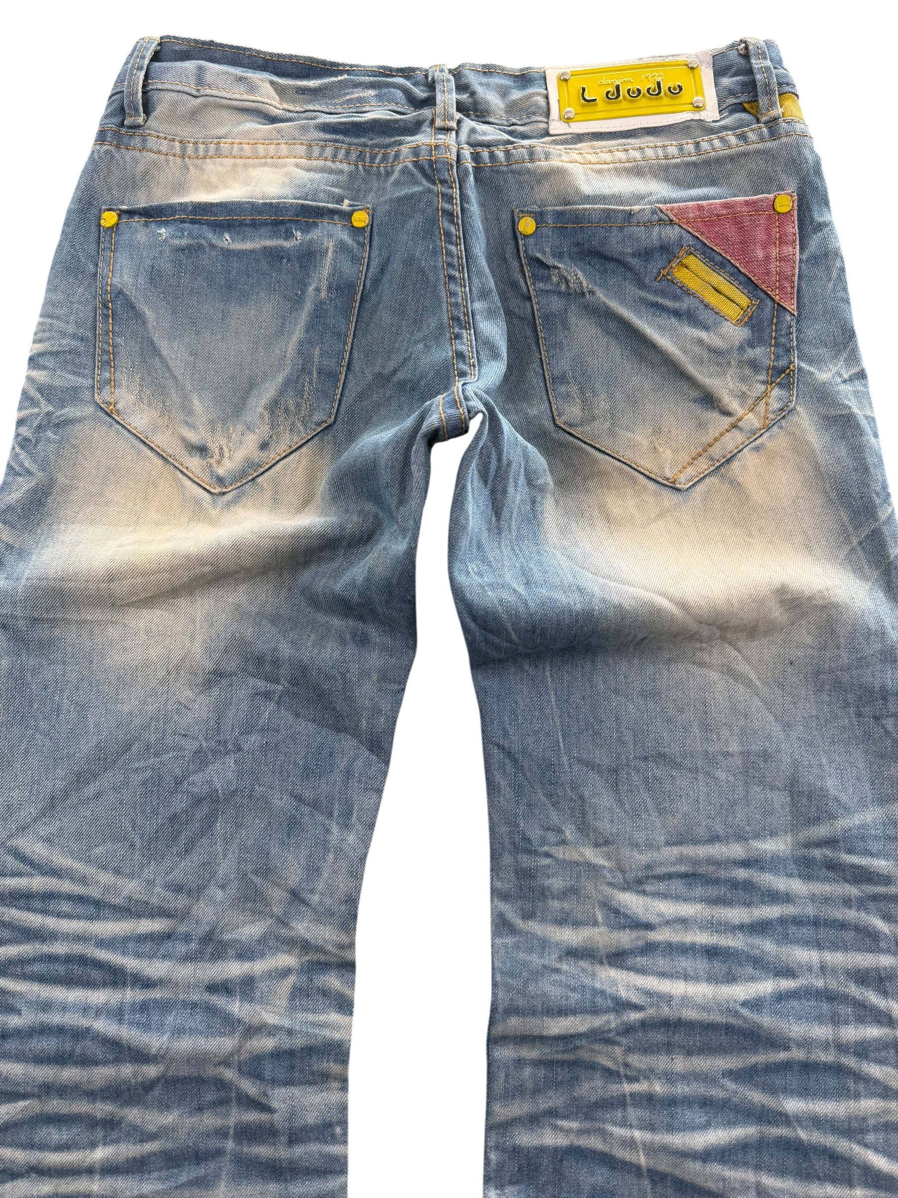 Ultra washed Straightfit Jeans (XS)