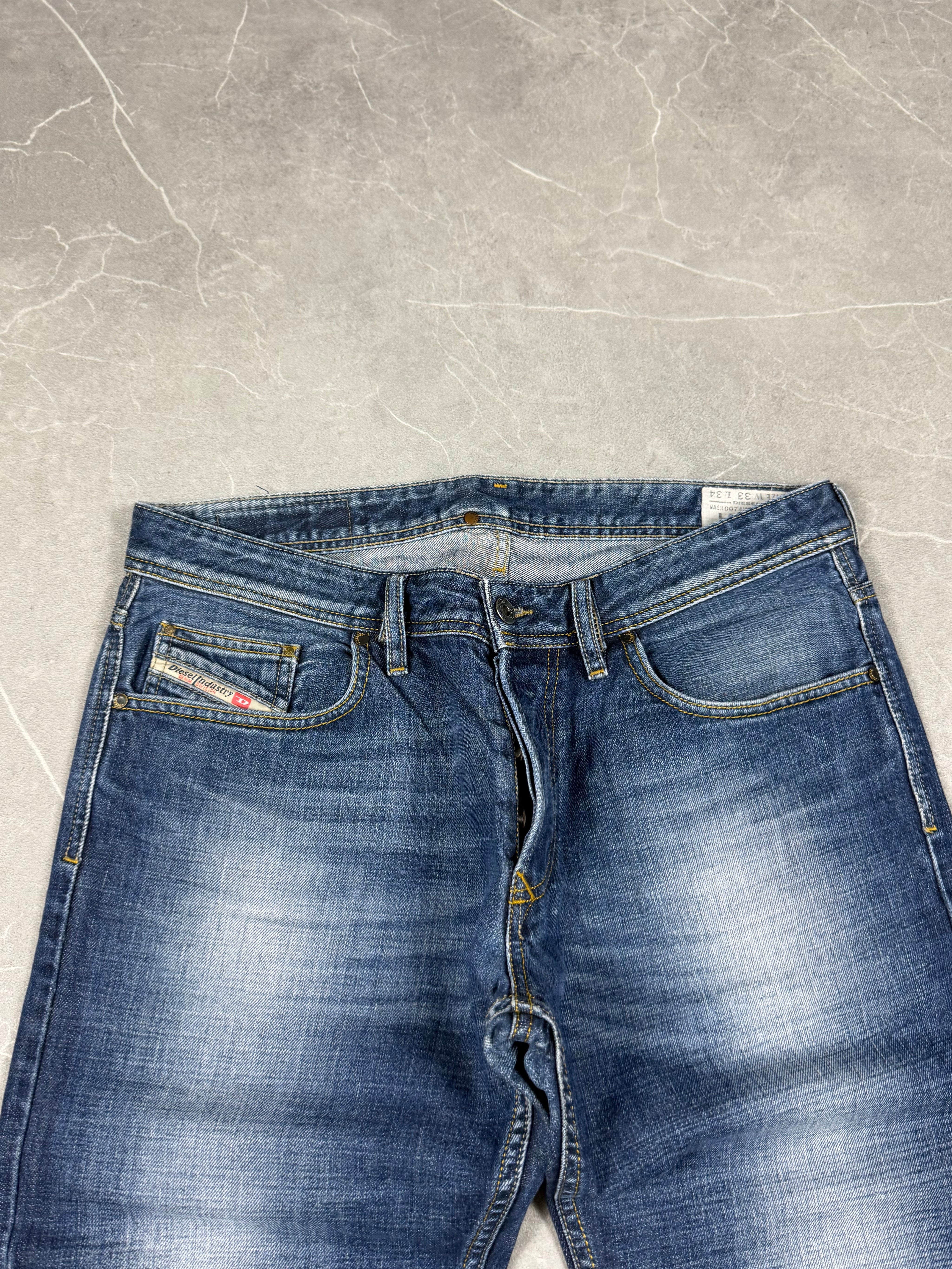 Vintage Diesel Straight Fit Jeans (M-L)