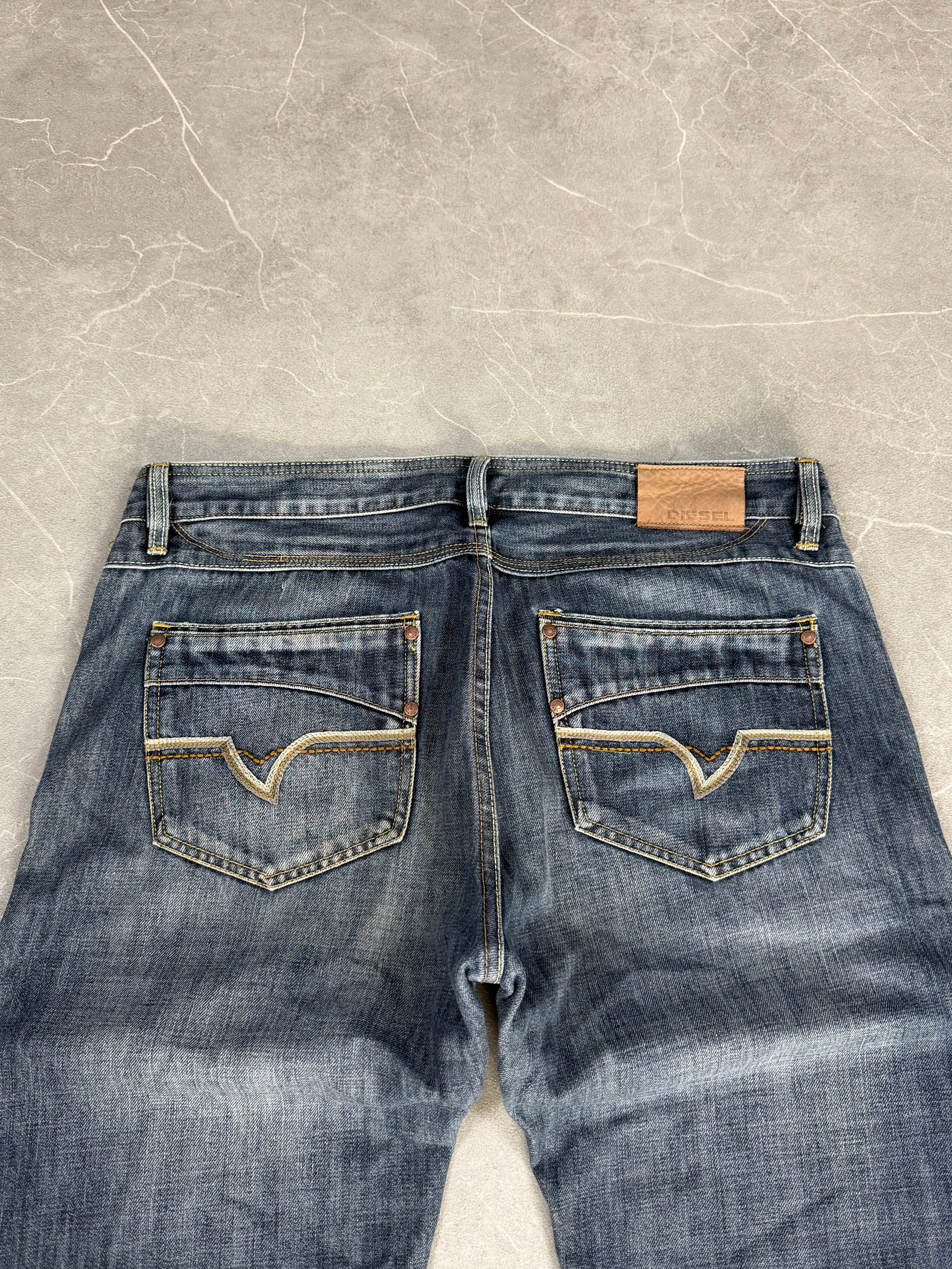 Diesel Vintage Bootcut Jeans (M)